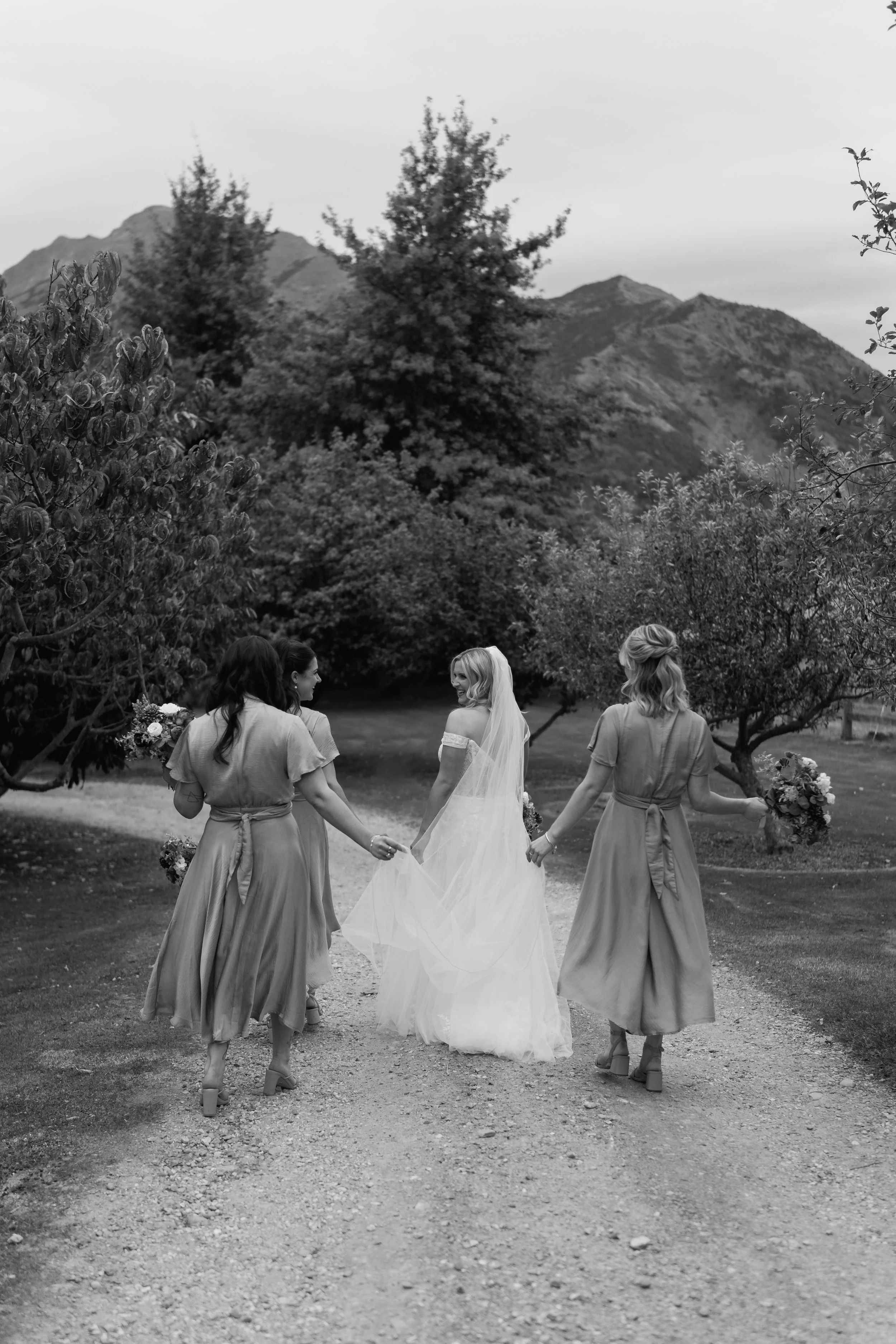 Mikayla+Dan_The-Lookout-Lodge-Wanaka-Wedding-Photography54.jpg