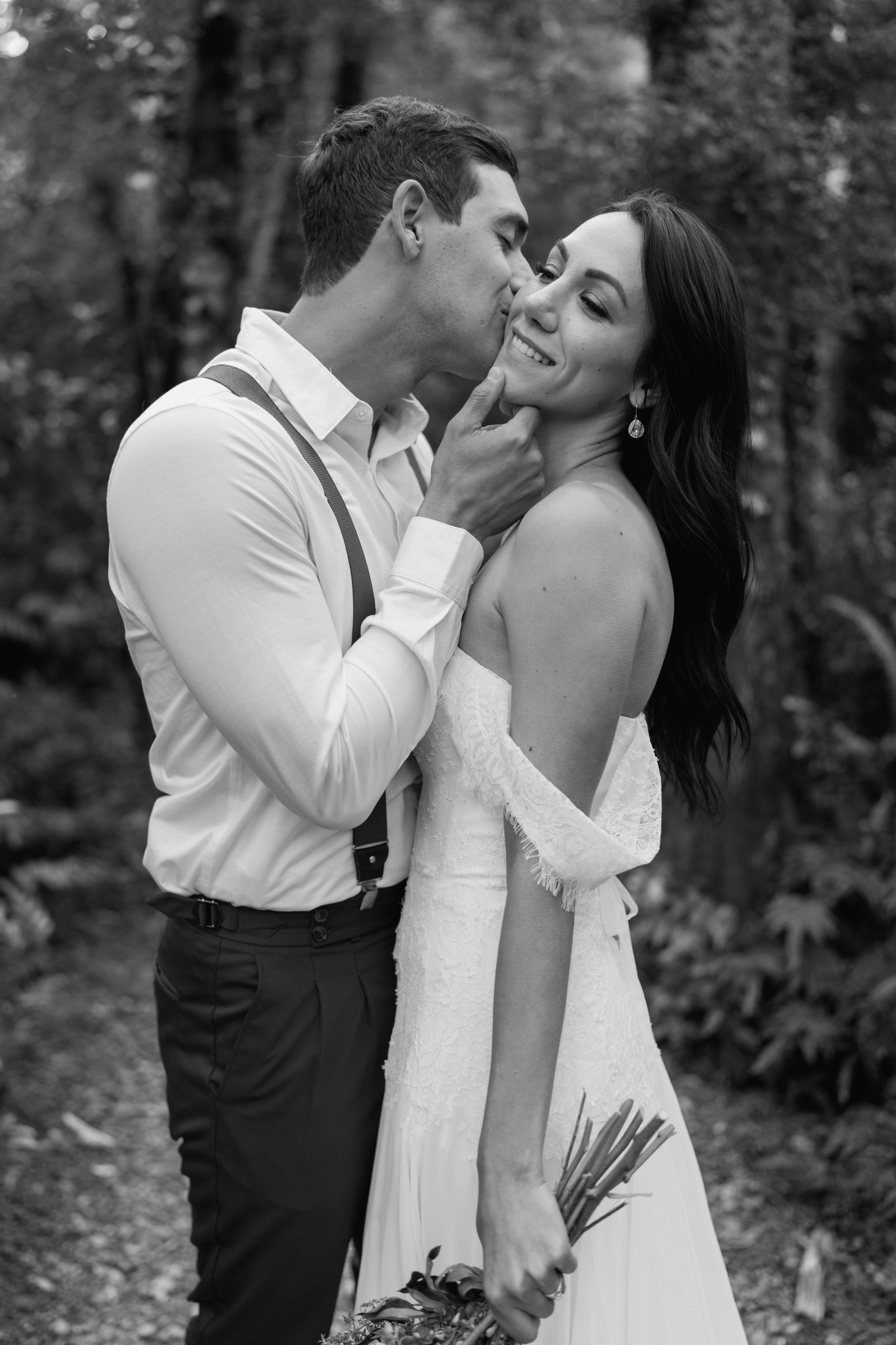 Queenstown-Elopement-Photographer-Wedding-Jessalyn-Emanuel12.jpg