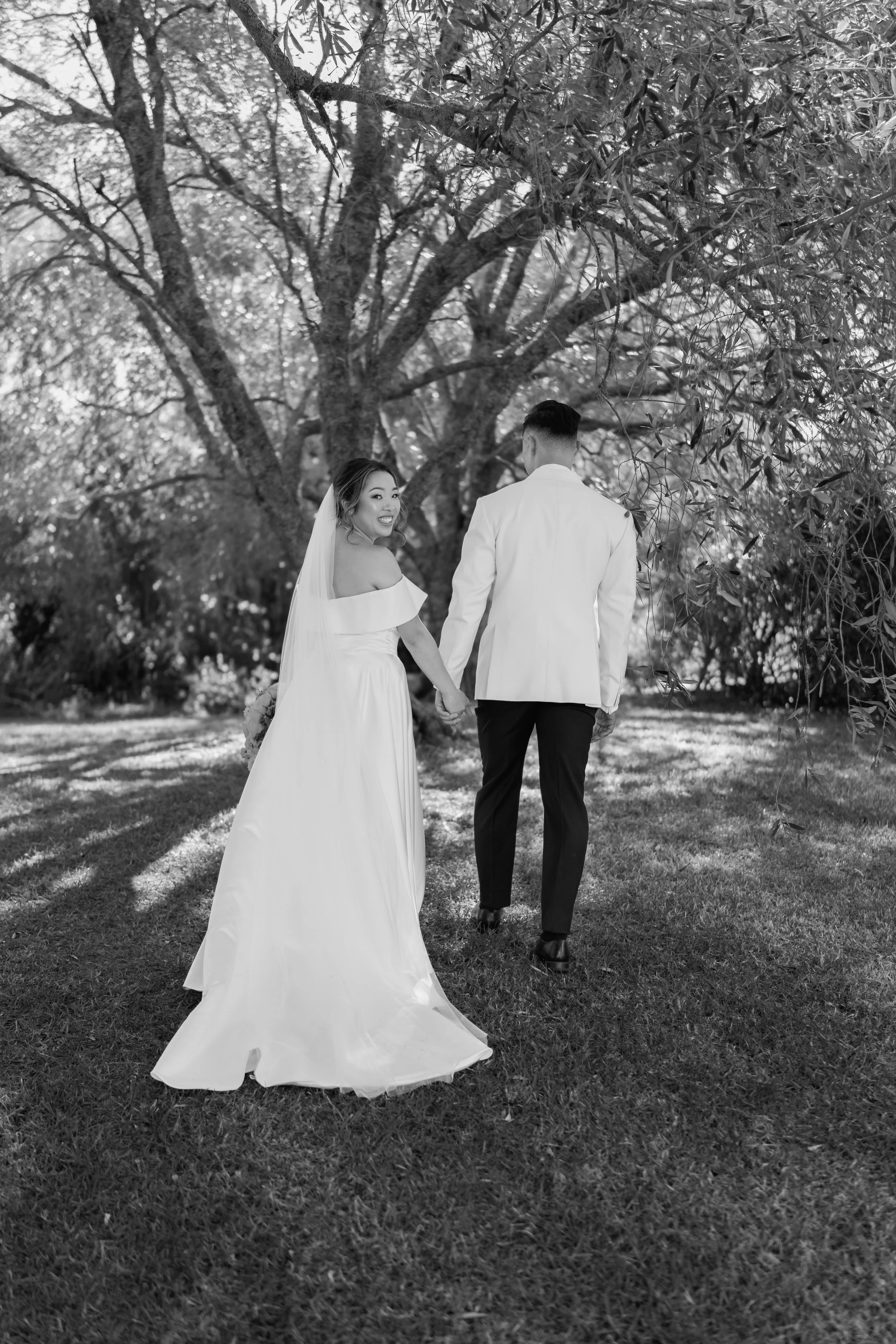 Mikki+Emily_Hunting-Lodge-Auckland-Wedding-Photographer124.jpg