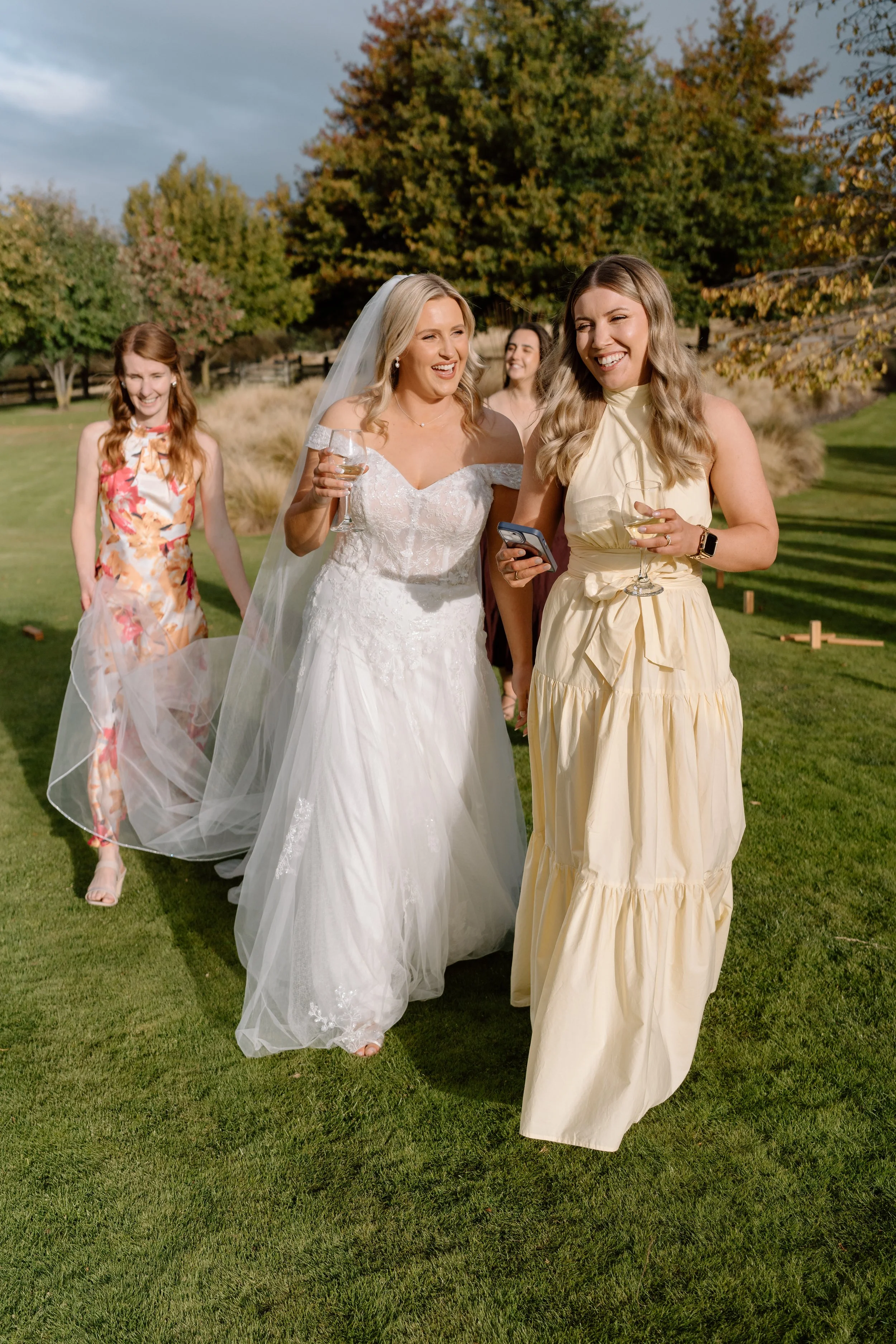 MIKAYLA+DAN-THE-LOOKOUT-LODGE-WANAKA-RECEPTION-PHOTOGRAPHY8.jpg