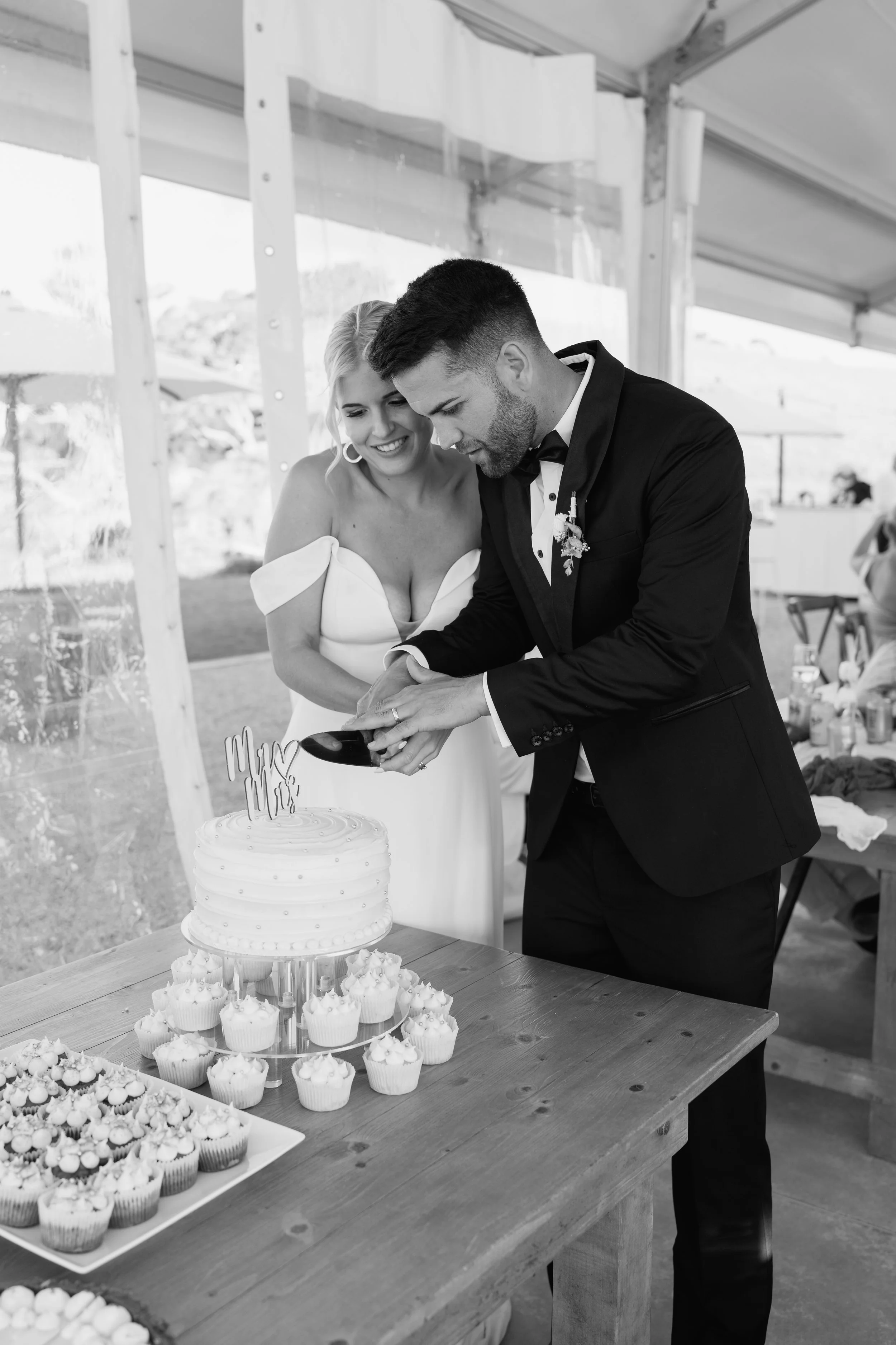 JOHN+RENEE_Baylys-Farm-Wedding-Venue-Photography15.jpg
