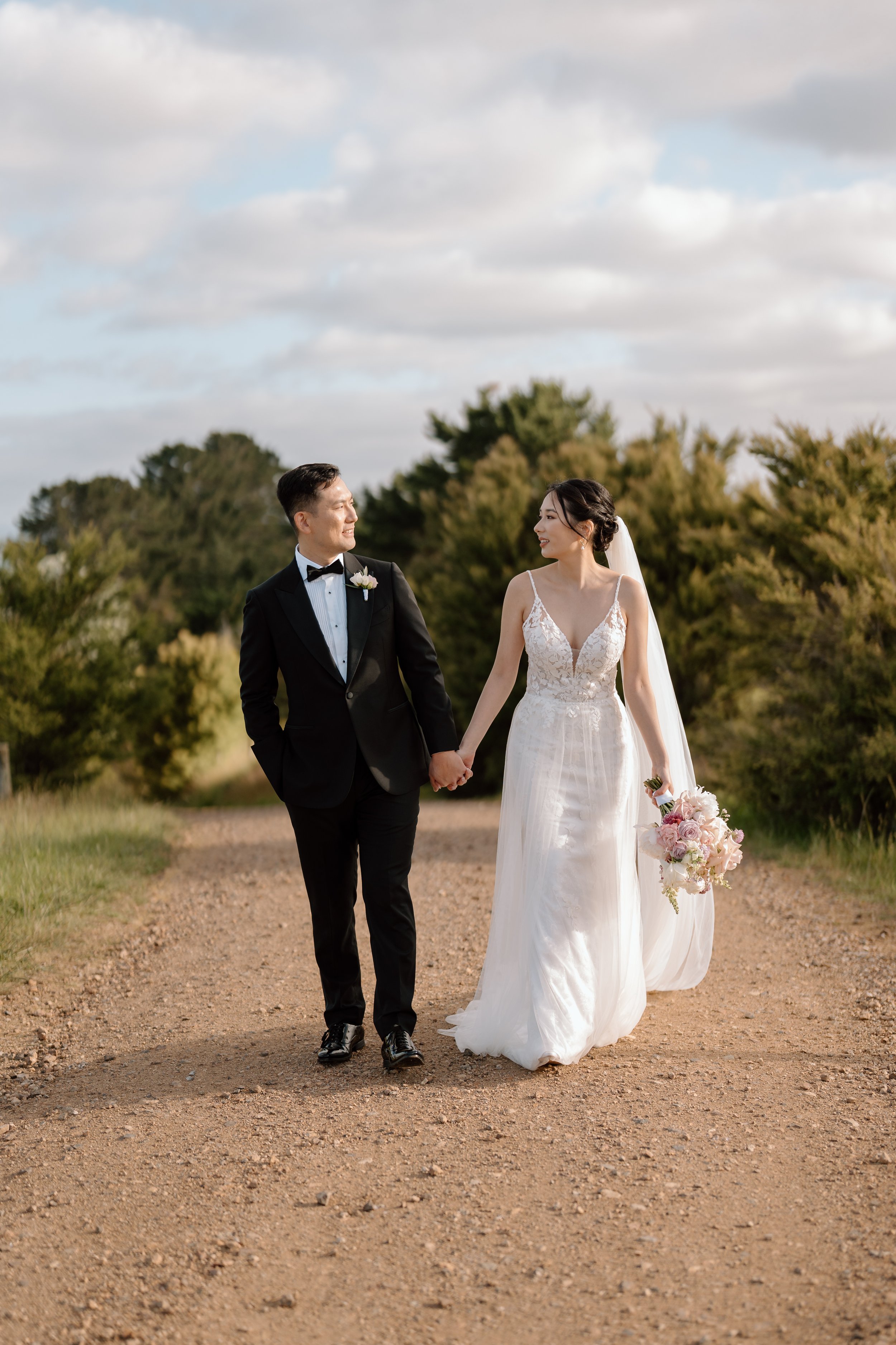 Carol+Wes-Mudbrick-Vineyard-Waiheke-Wedding-Photographer86.jpg