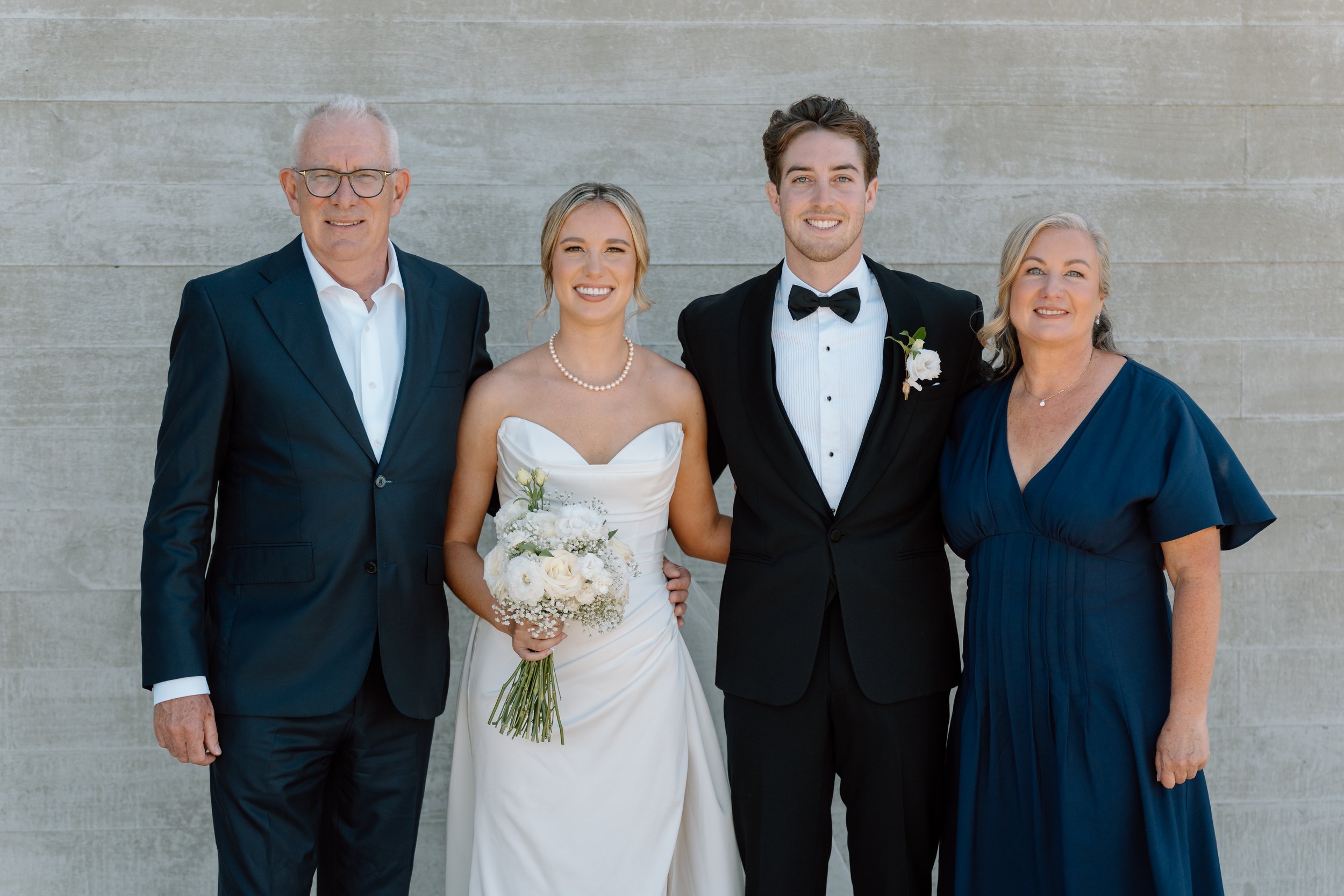 Kauri-Bay-Auckland-Wedding-Venue-Clevedon-Georgia-Colton75.jpg