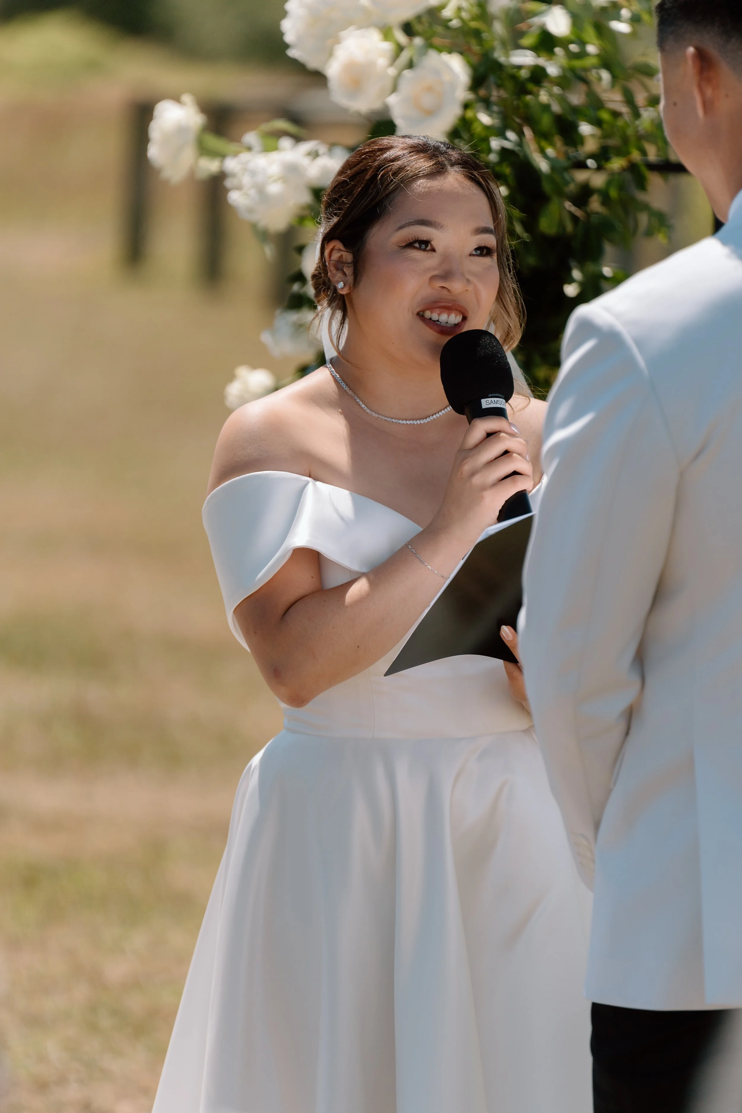 Mikki+Emily_Hunting-Lodge-Auckland-Wedding-Photographer75.jpg