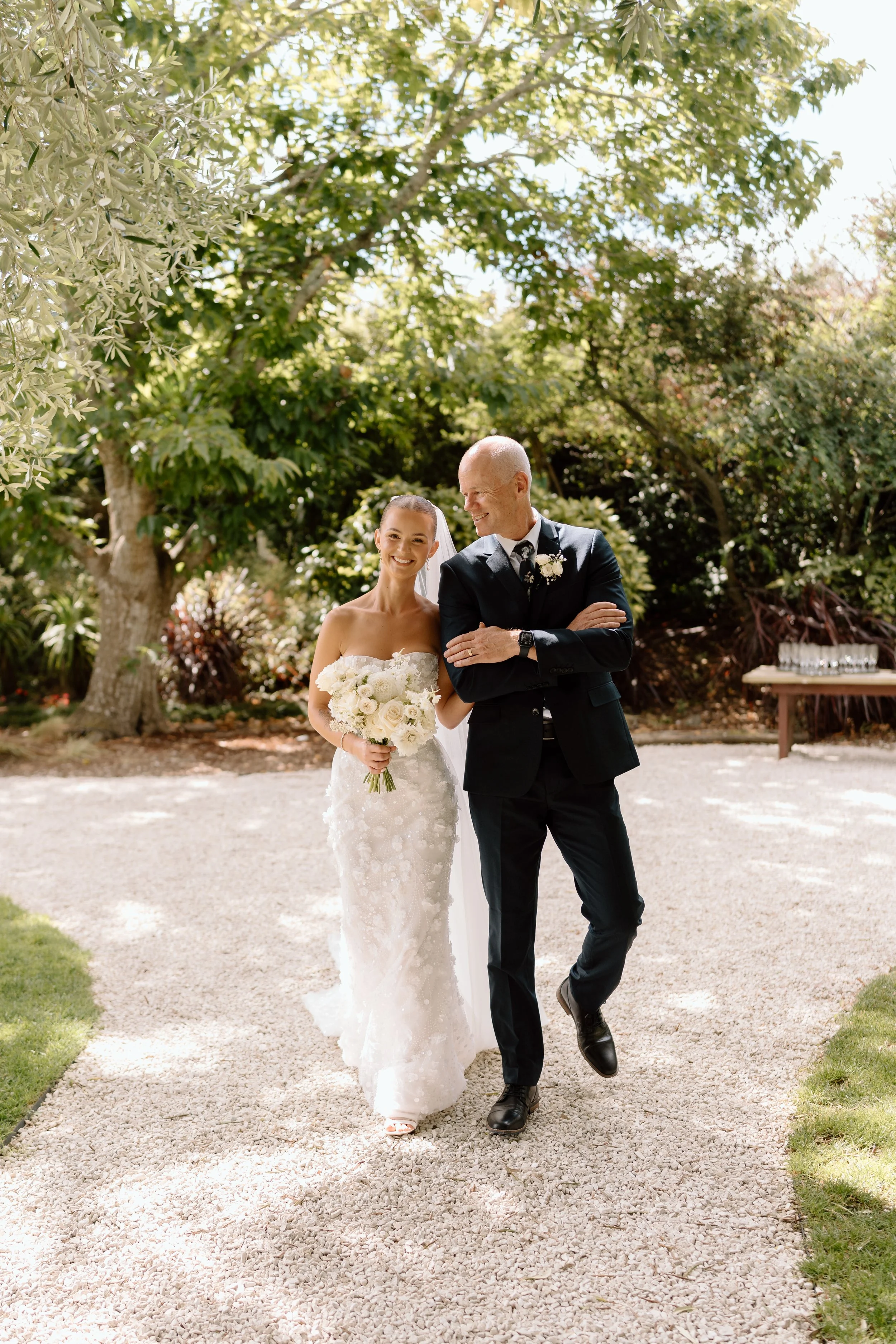 Brett+Nicoe_Markovina-Vineyard-Estate-Auckland-Wedding-Photography80.jpg