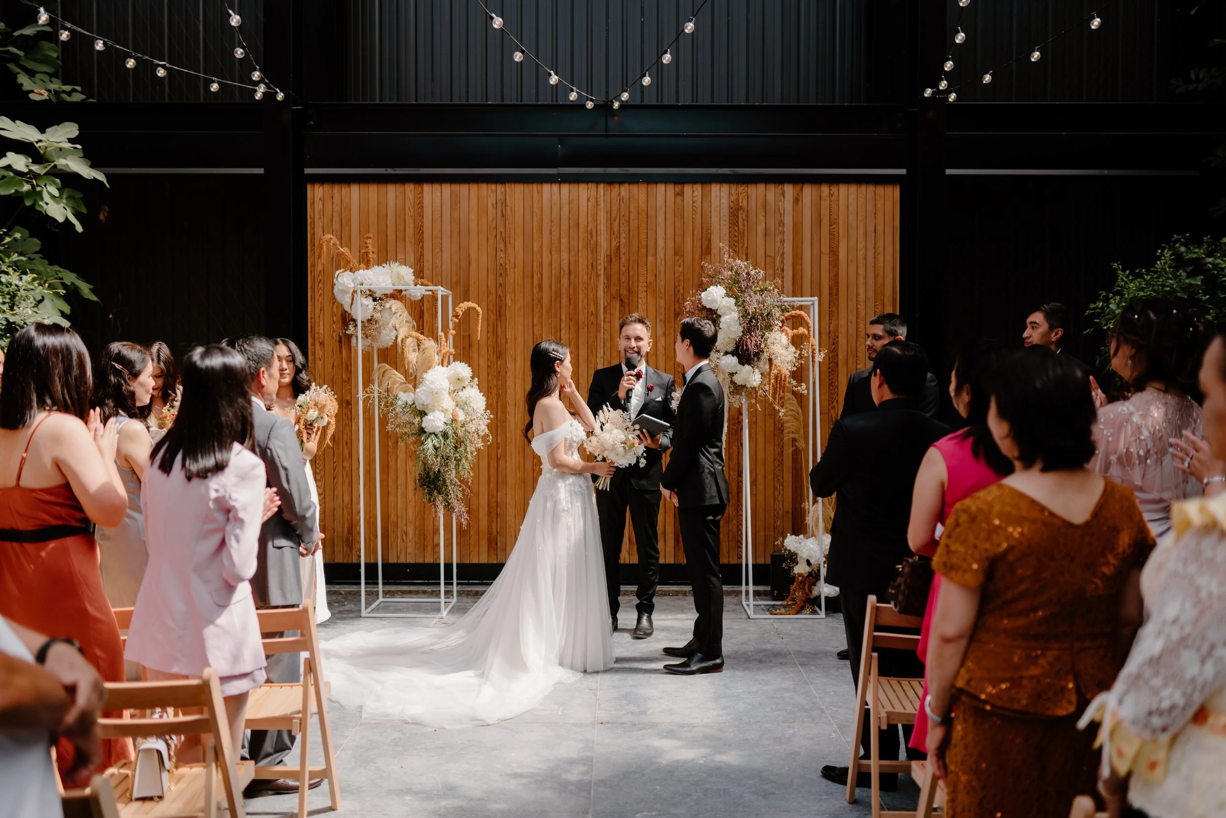Huong+David_Glasshouse-Morningside-Auckland-Wedding-Photographer53.jpg