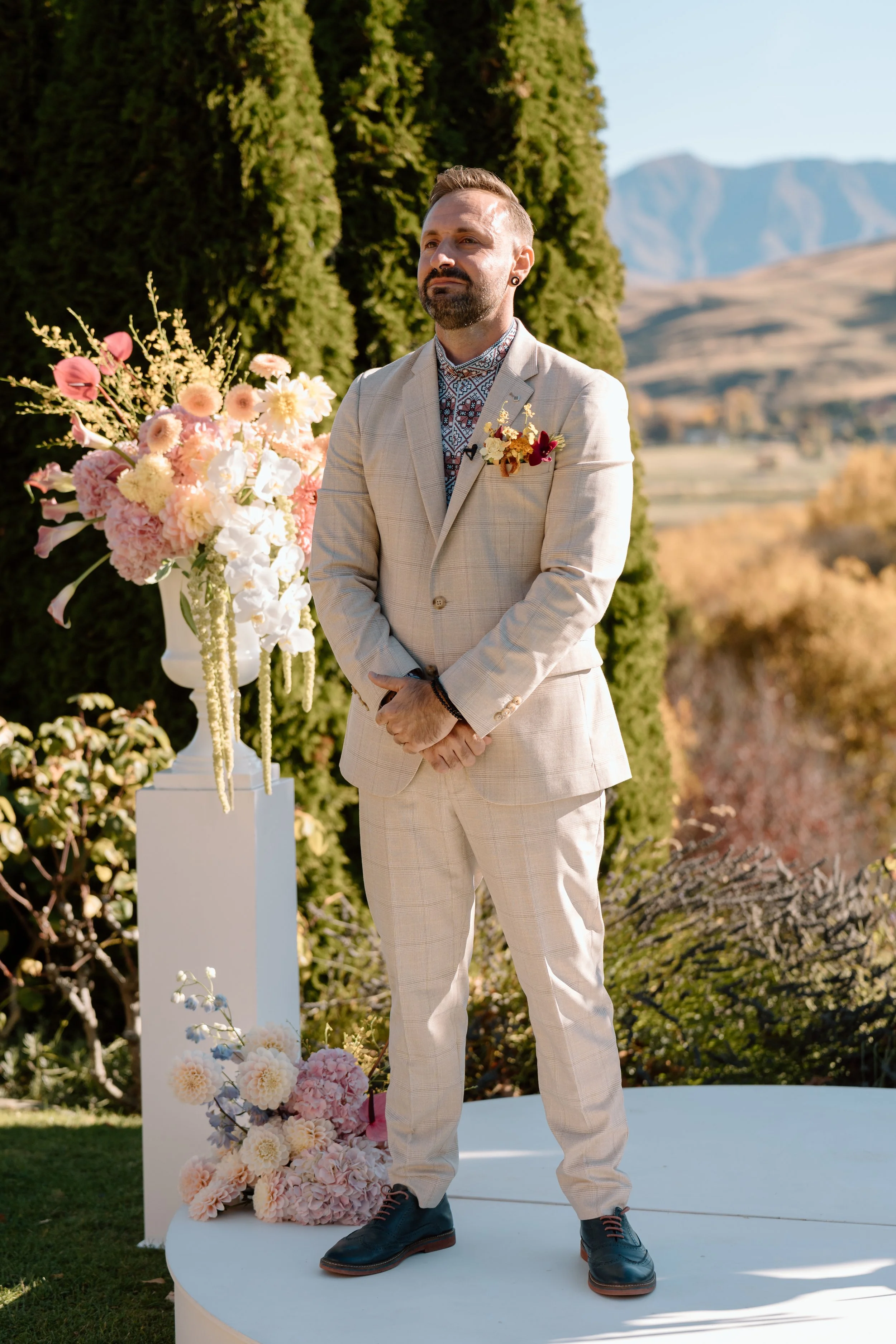 Helena+Gavin-Stoneridge-Estate-Queenstown-Wedding-Photographer66.jpg