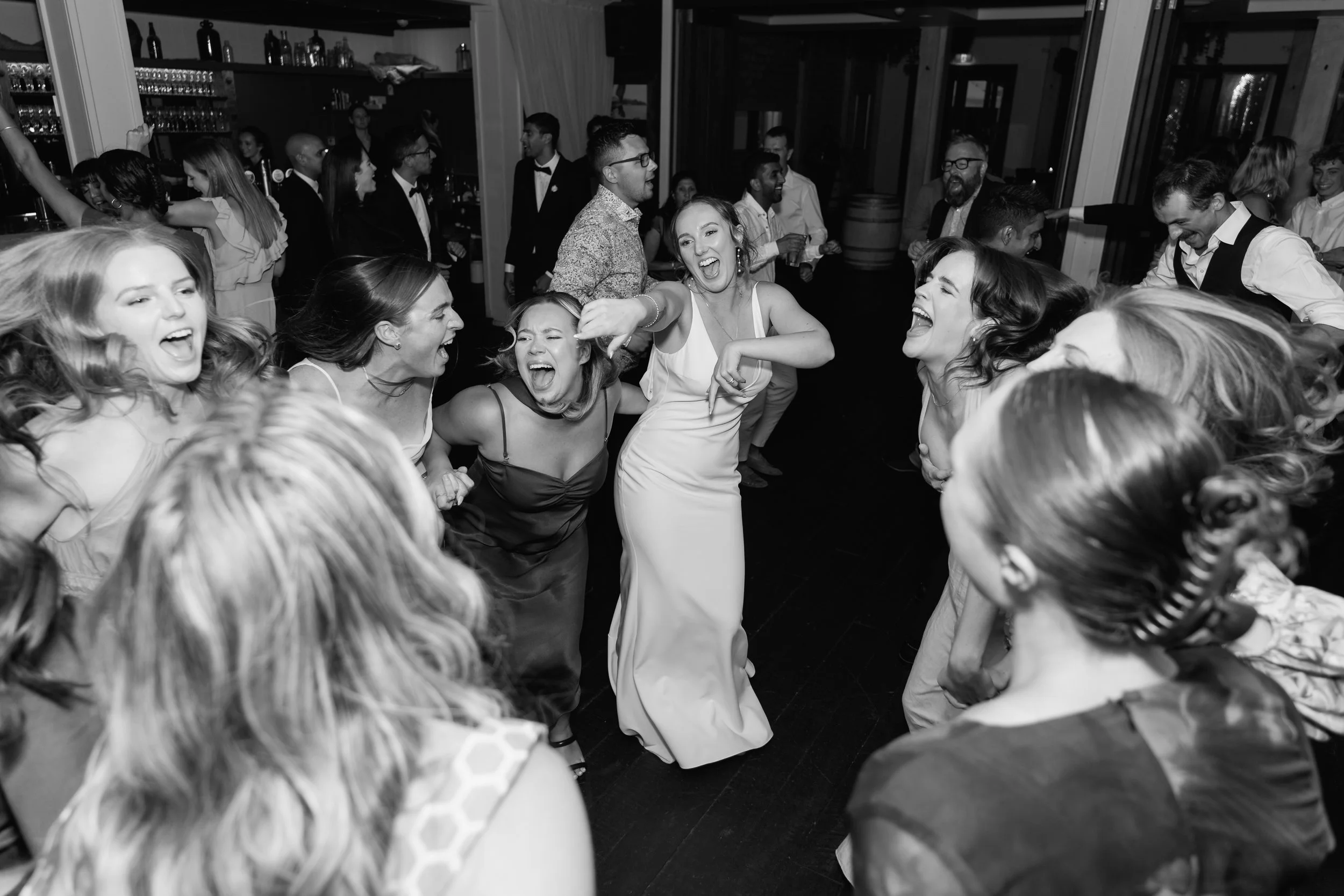 The-Boat-House-Riverhead-Auckland-Wedding-Venue-Emma-and-Hamish2.jpg