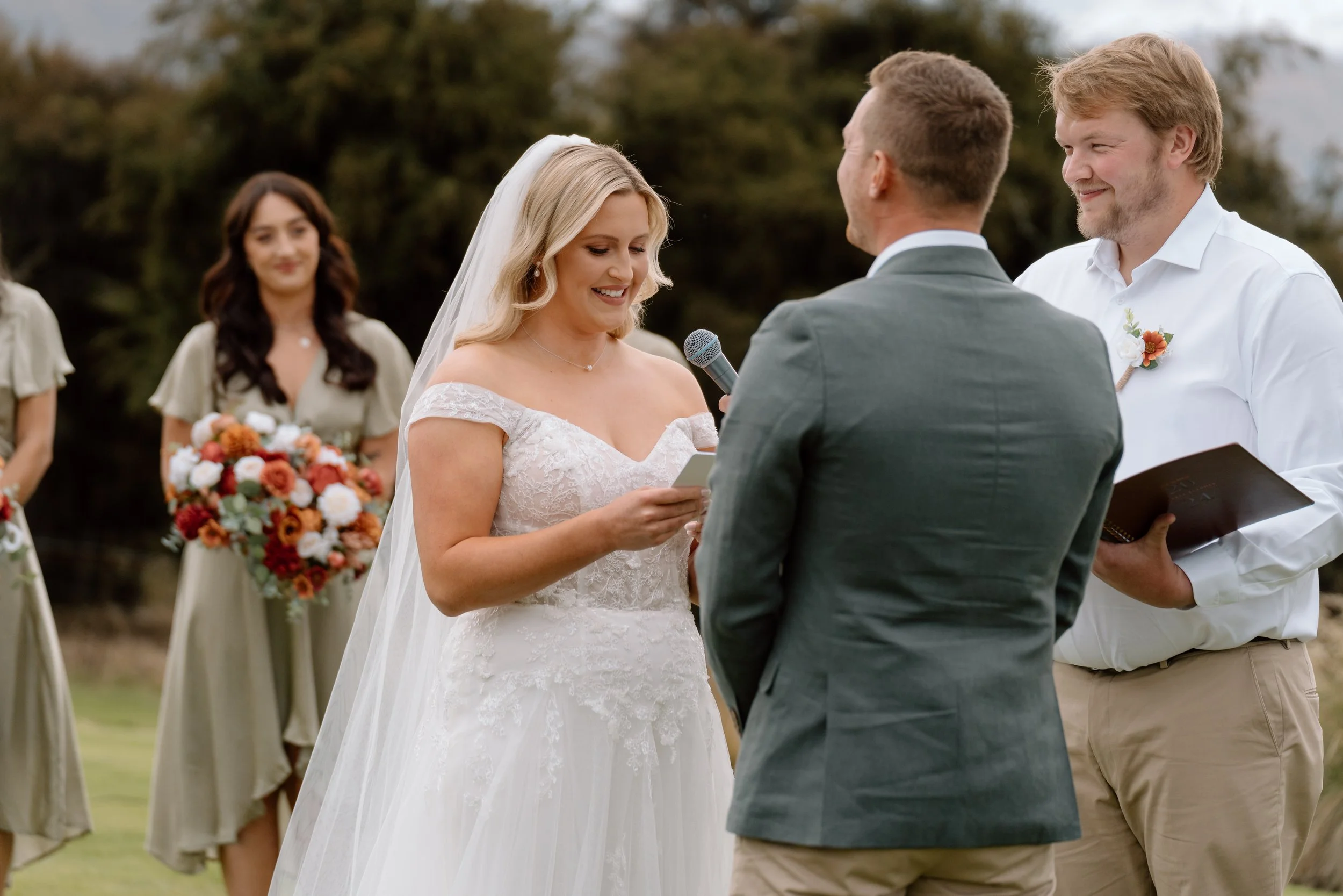 Mikayla+Dan_The-Lookout-Lodge-Wanaka-Wedding-Photography22.jpg