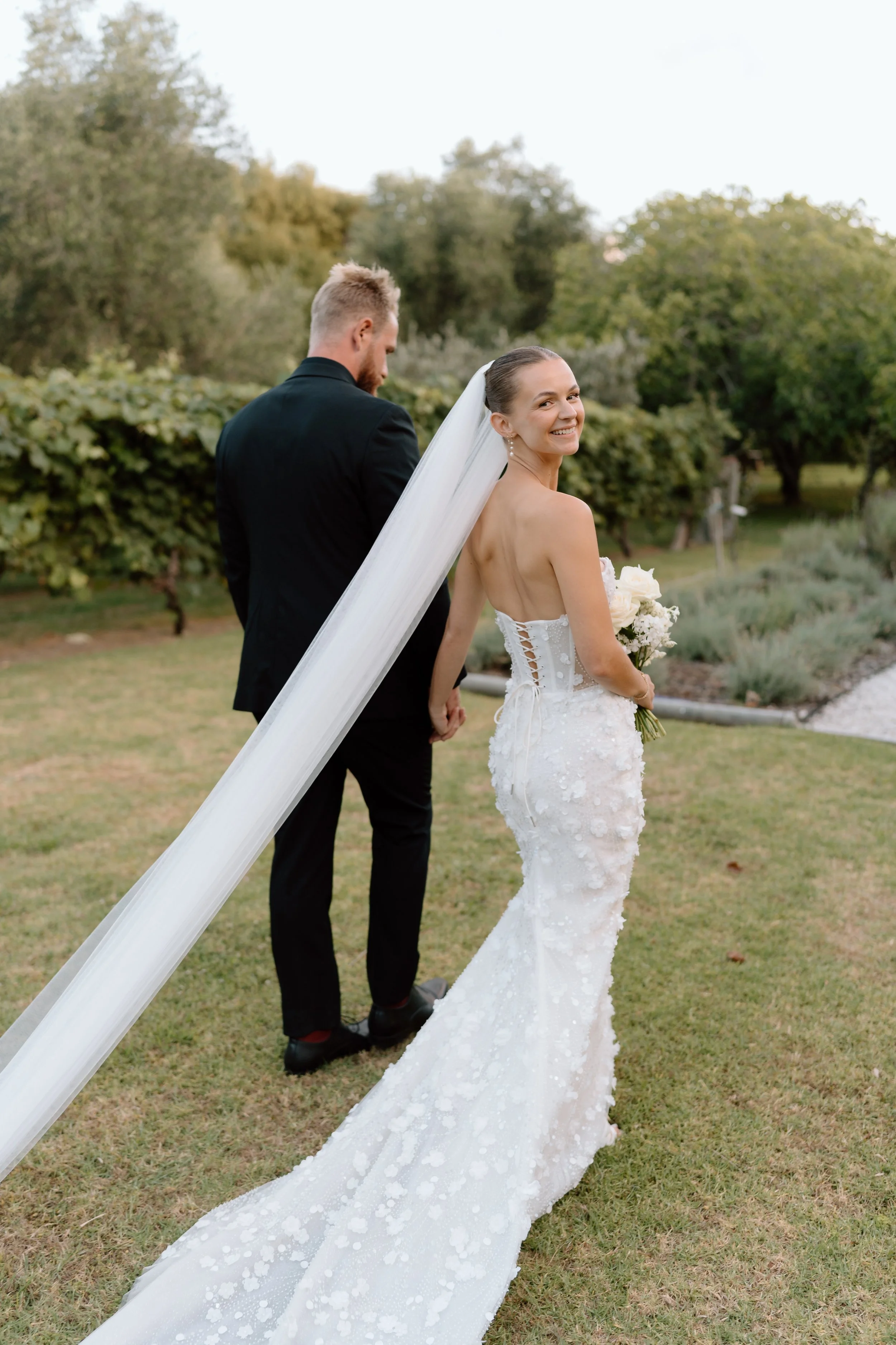 Brett+Nicoe_Markovina-Vineyard-Estate-Auckland-Wedding-Photography154.jpg