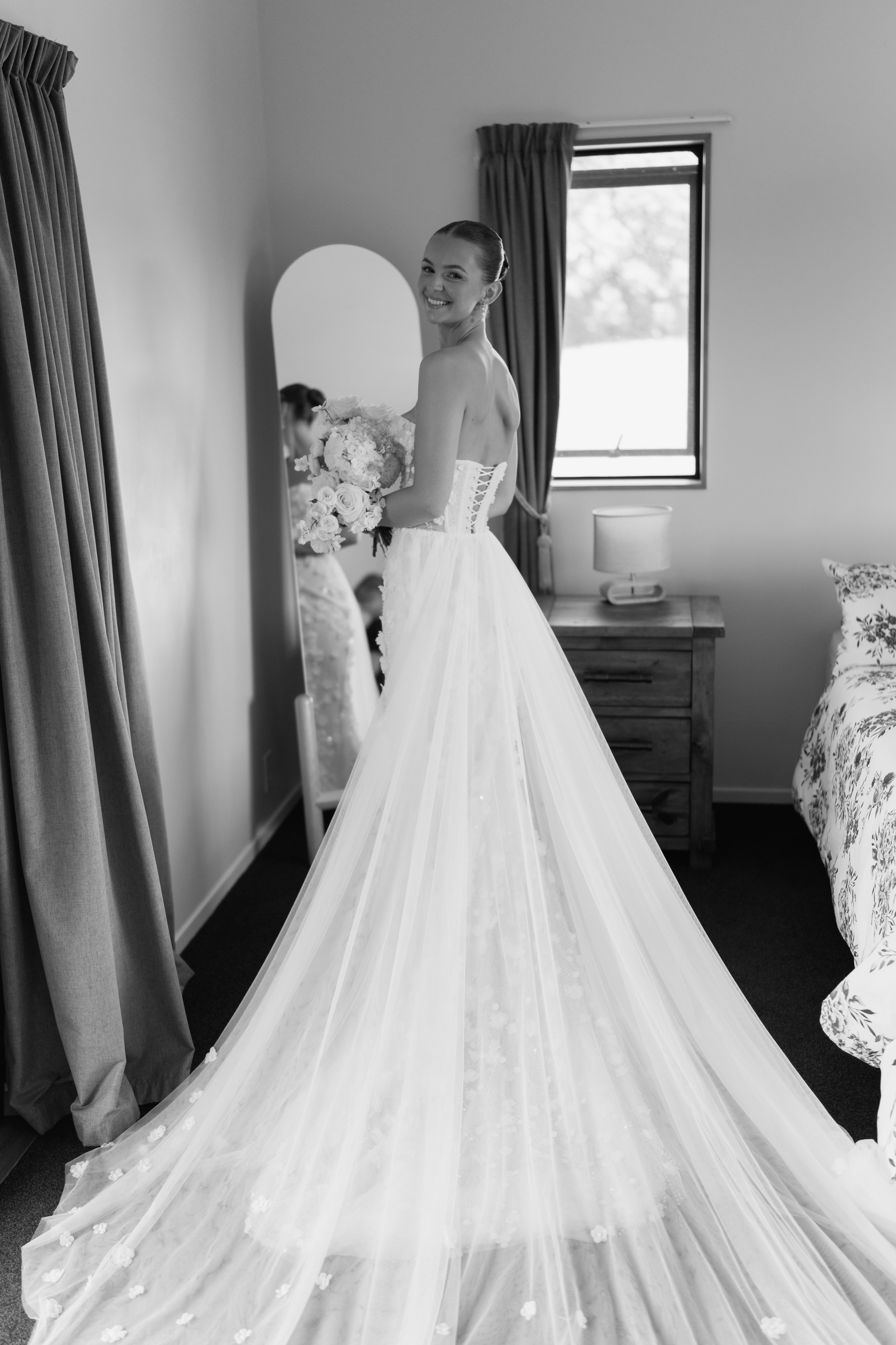Brett+Nicoe_Markovina-Vineyard-Estate-Auckland-Wedding-Photography54.jpg