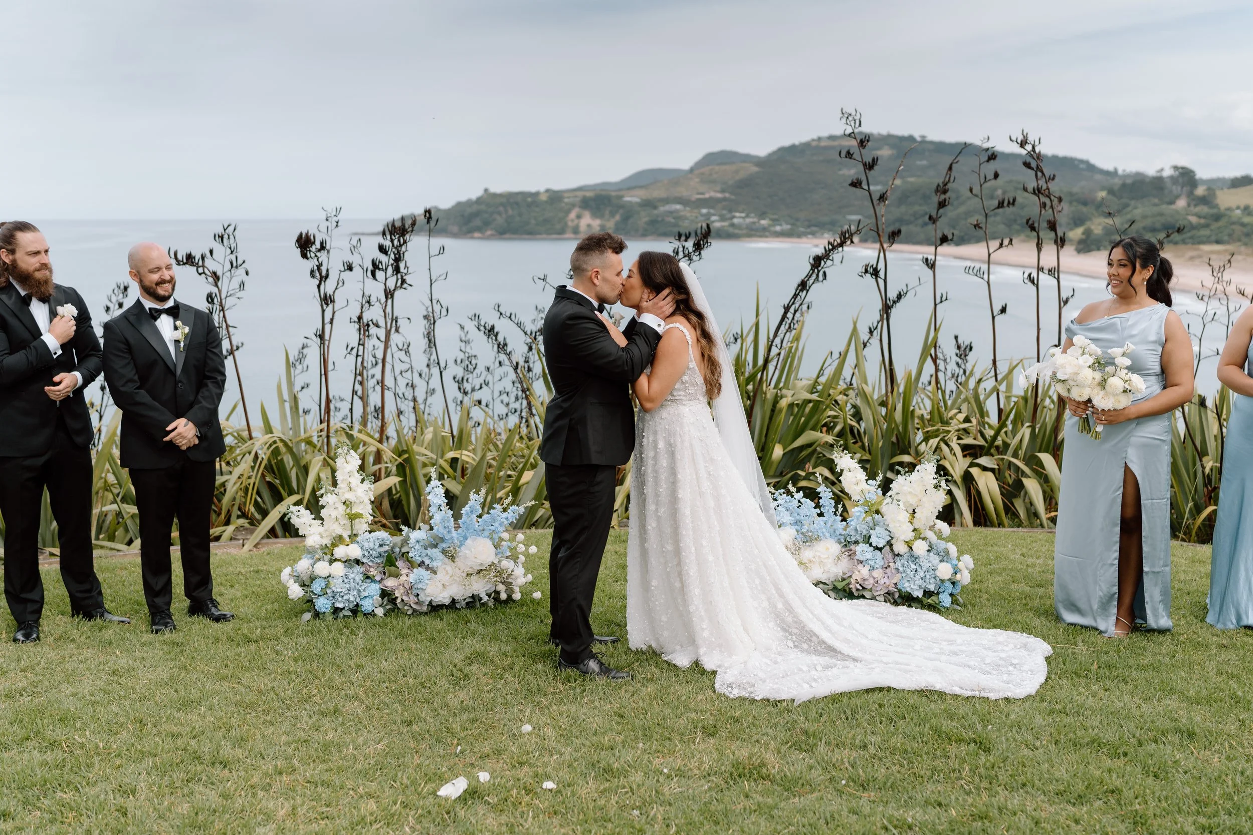 Dane+Anna-Orua-Beach-House-Wedding-Photographer103.jpg