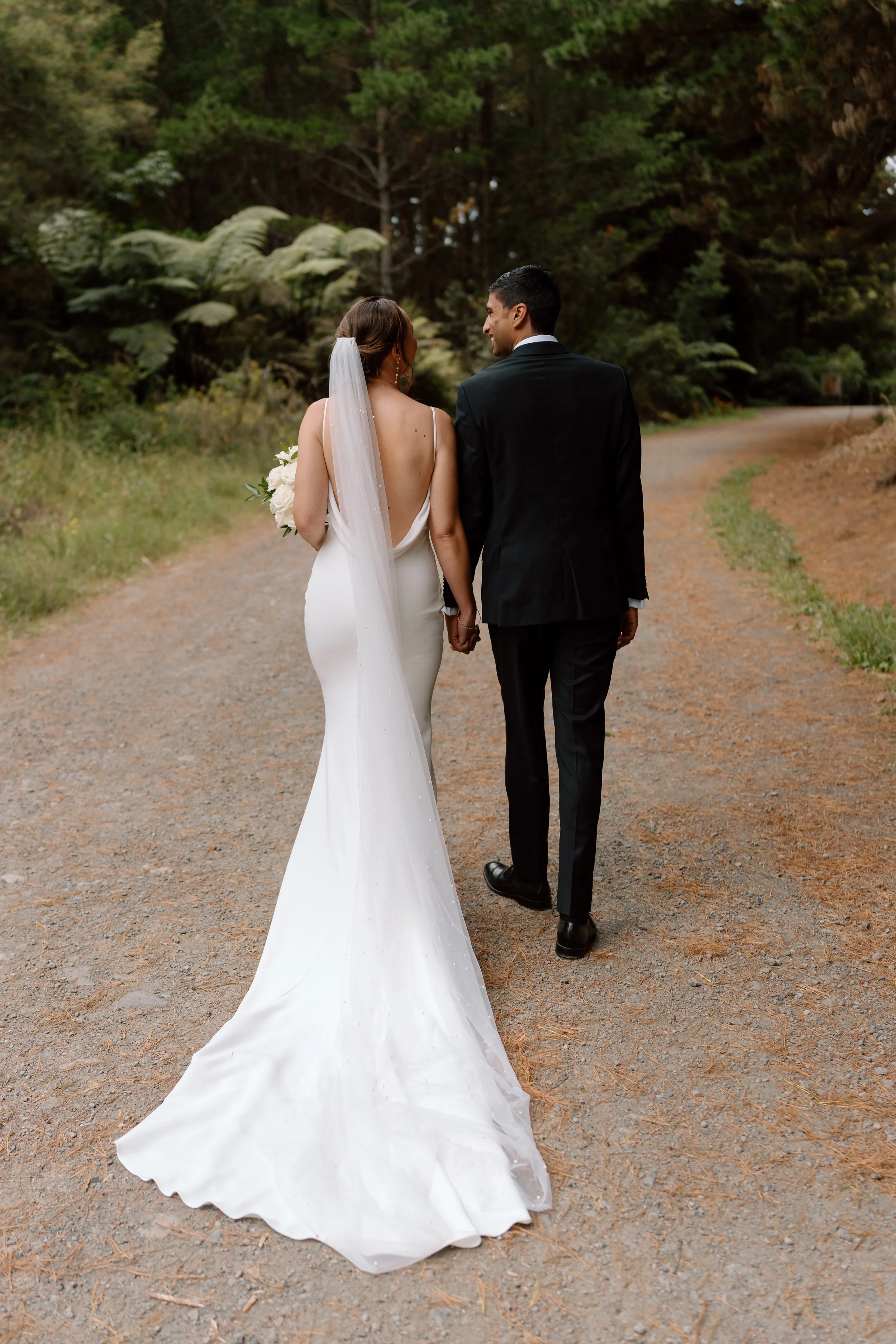 The-Boat-House-Riverhead-Auckland-Wedding-Venue-Emma-and-Hamish36.jpg