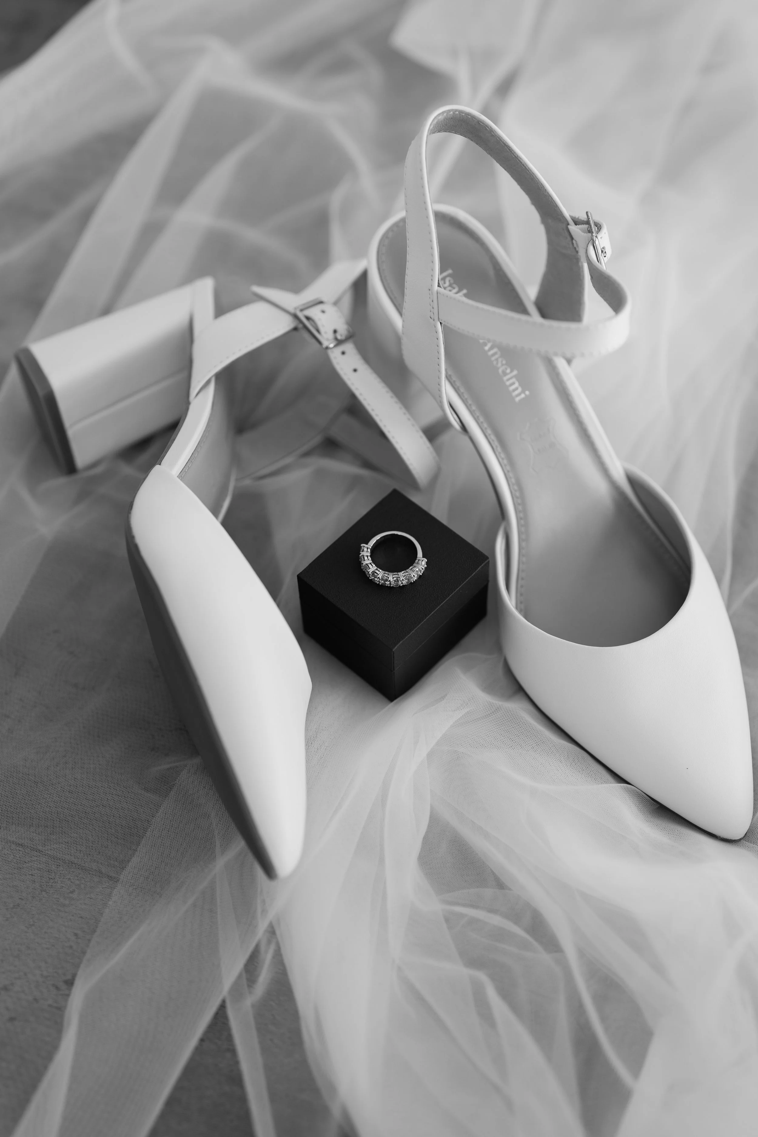 Hannah&Ben-PAX-Resturant-Auckland-City-Wedding-Photographer1.jpg