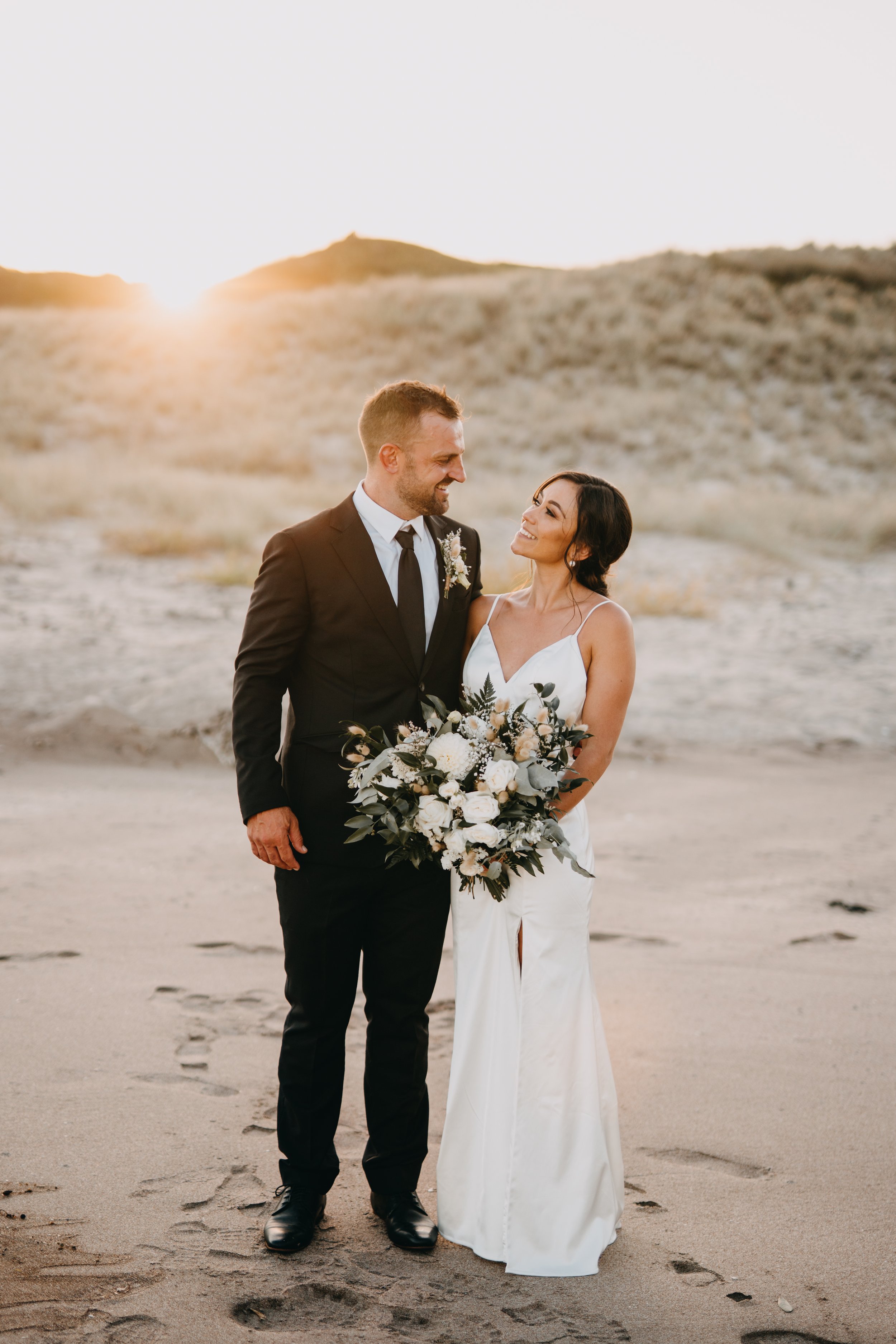 Orua-Beach-House-Hahei-Wedding-Amy&Matt75.jpg