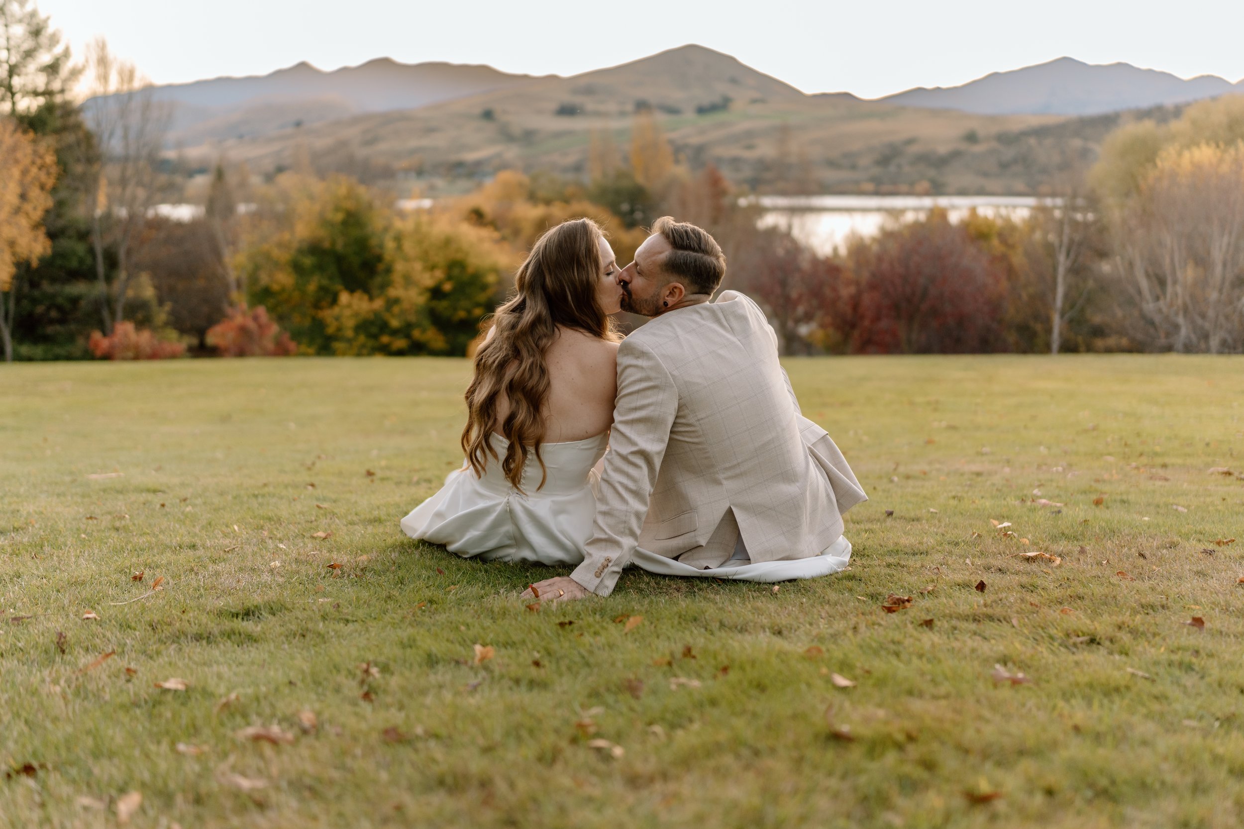 Helena+Gavin-Stoneridge-Estate-Queenstown-Wedding-Photographer168.jpg
