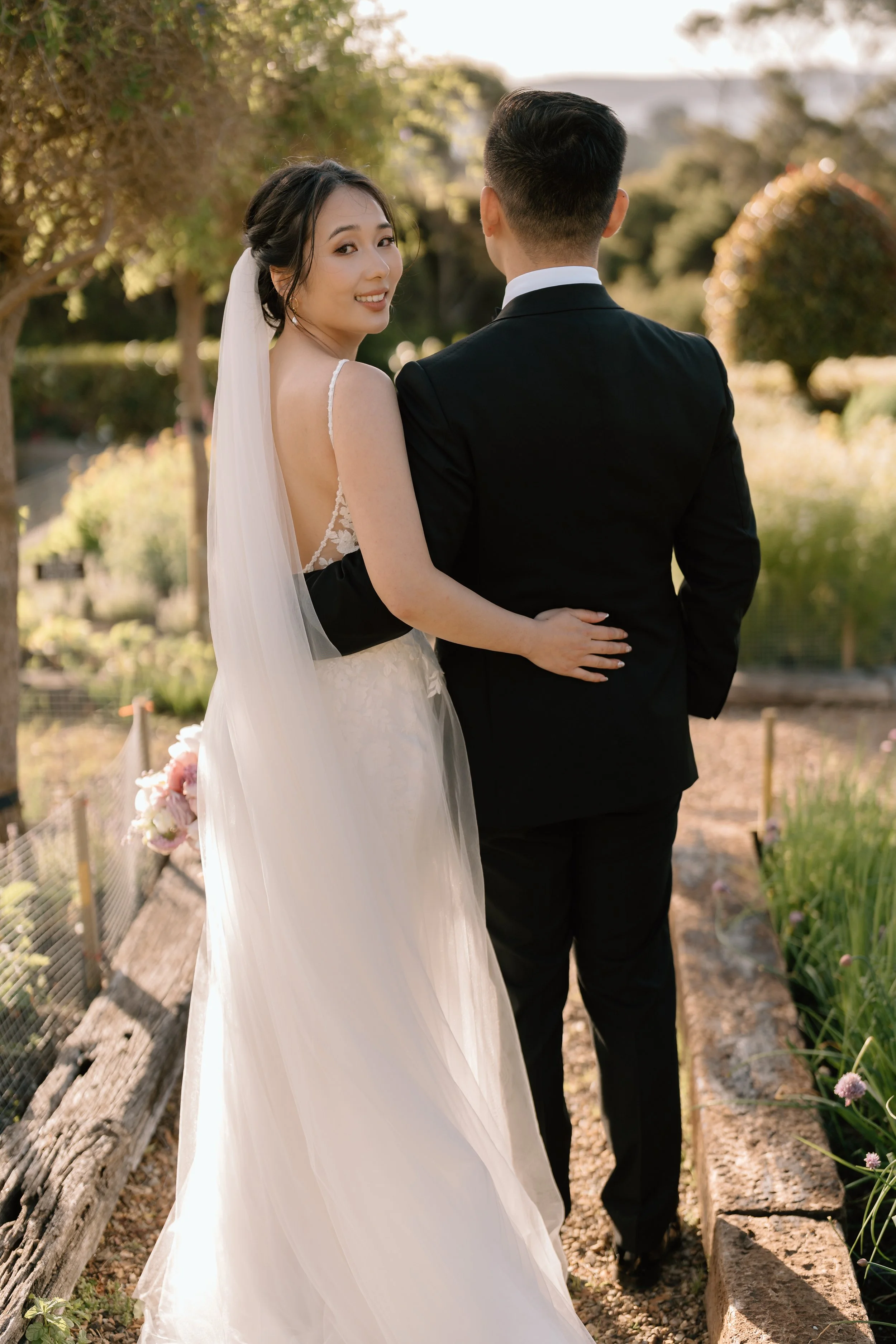 Carol+Wes-Mudbrick-Vineyard-Waiheke-Wedding-Photographer88.jpg