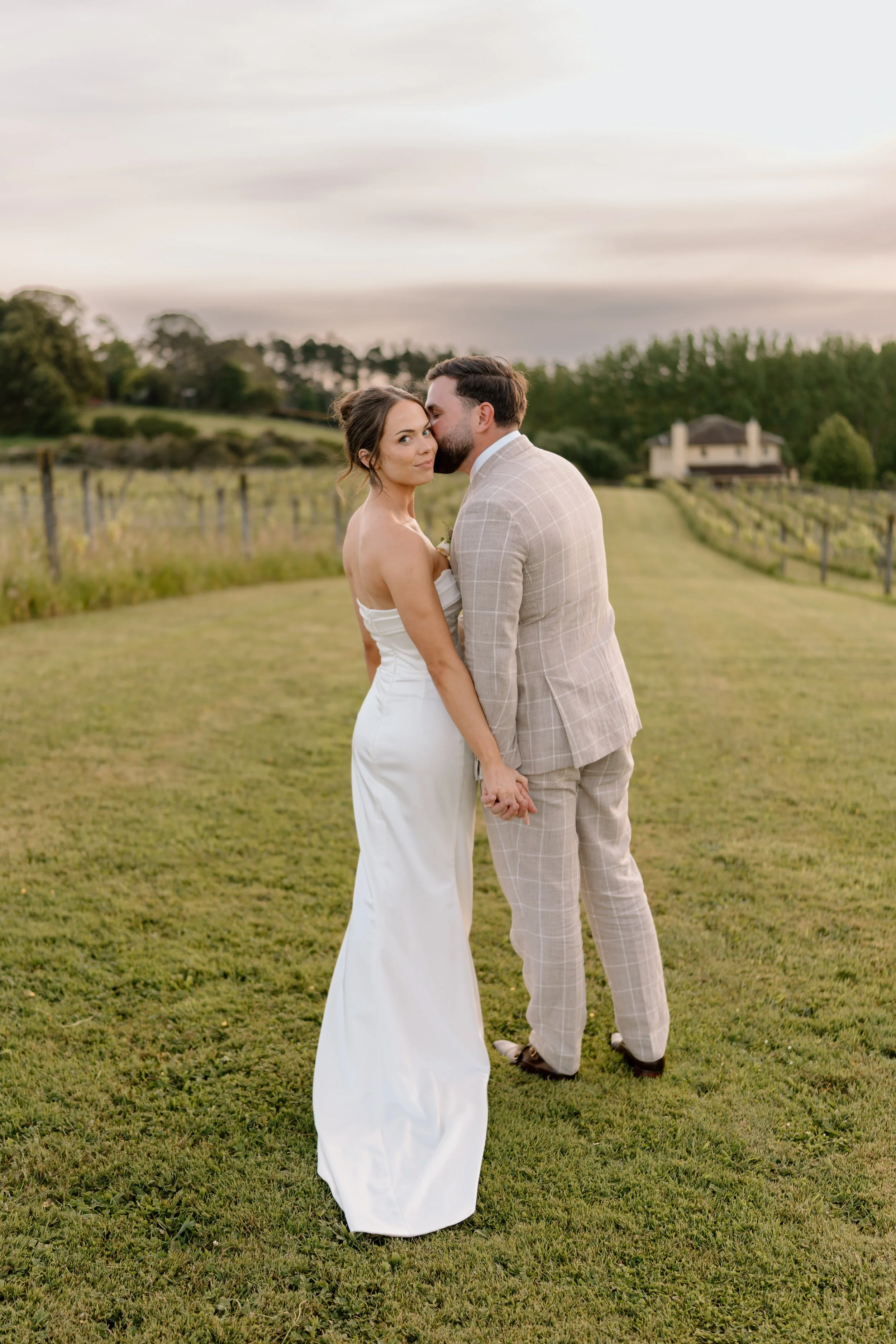 Hannah+Alex_Previews-251.jpg