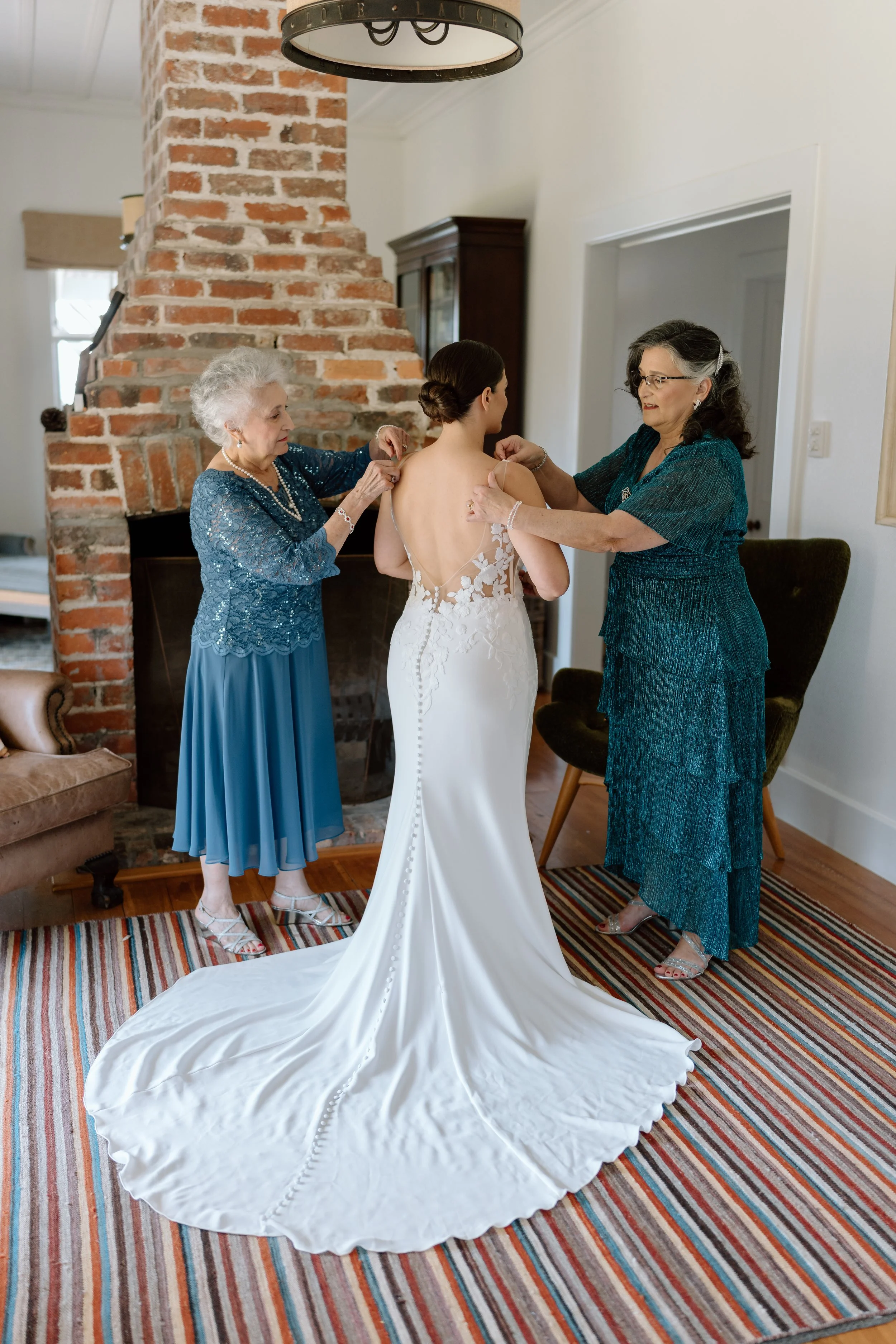 Paula Mark-Man-O-War-Waiheke-Wedding10.jpg