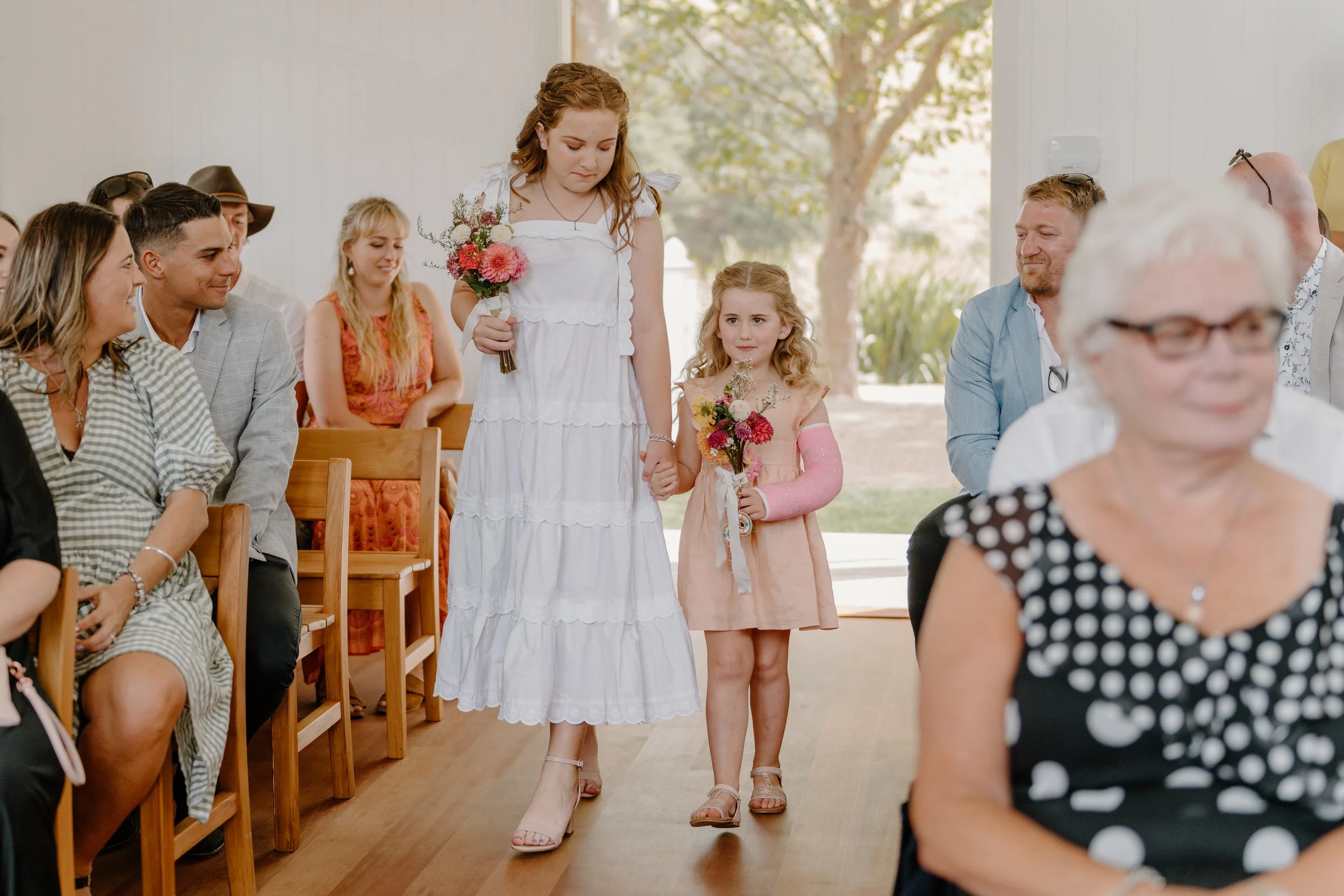 MAN-O'-WARN-WEDDING-WAIHEKE-ISLAND-PHOTOGRAPHER-AARON-COURTNEY59.jpg