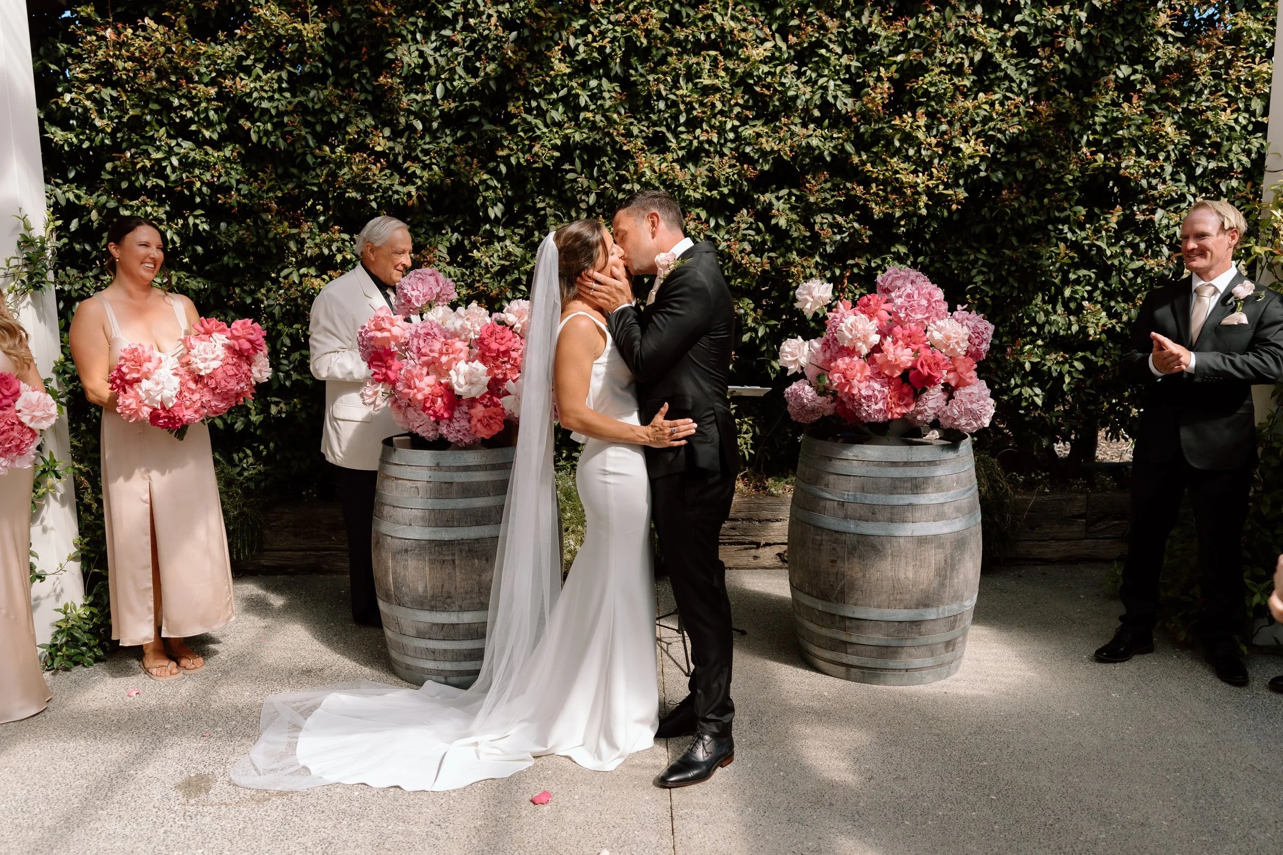 Mudbrick-Vineyard-Waiheke-Wedding-Auckland-Kahn-and-Allie33.jpg
