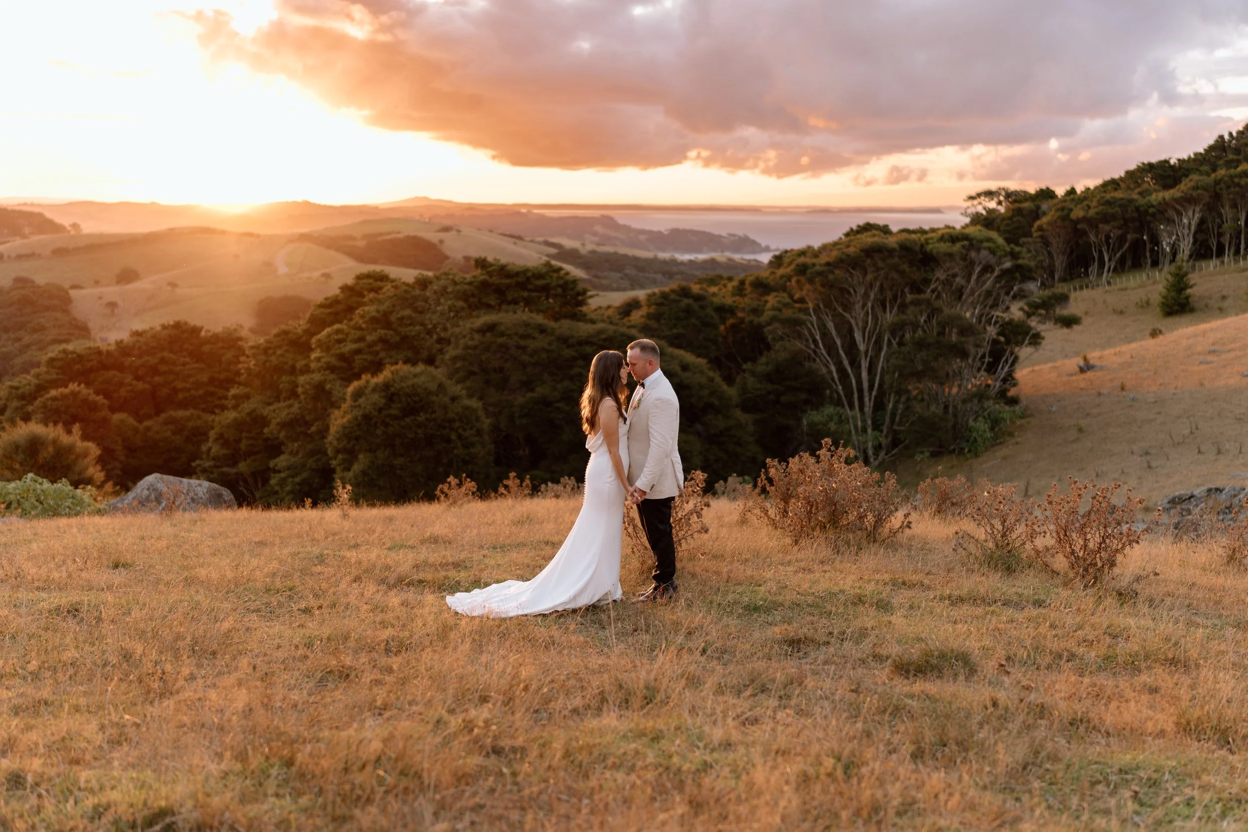 Chantelle+Jackson_Man-O'-War-Waiheke-Wedding-Photographer6.jpg