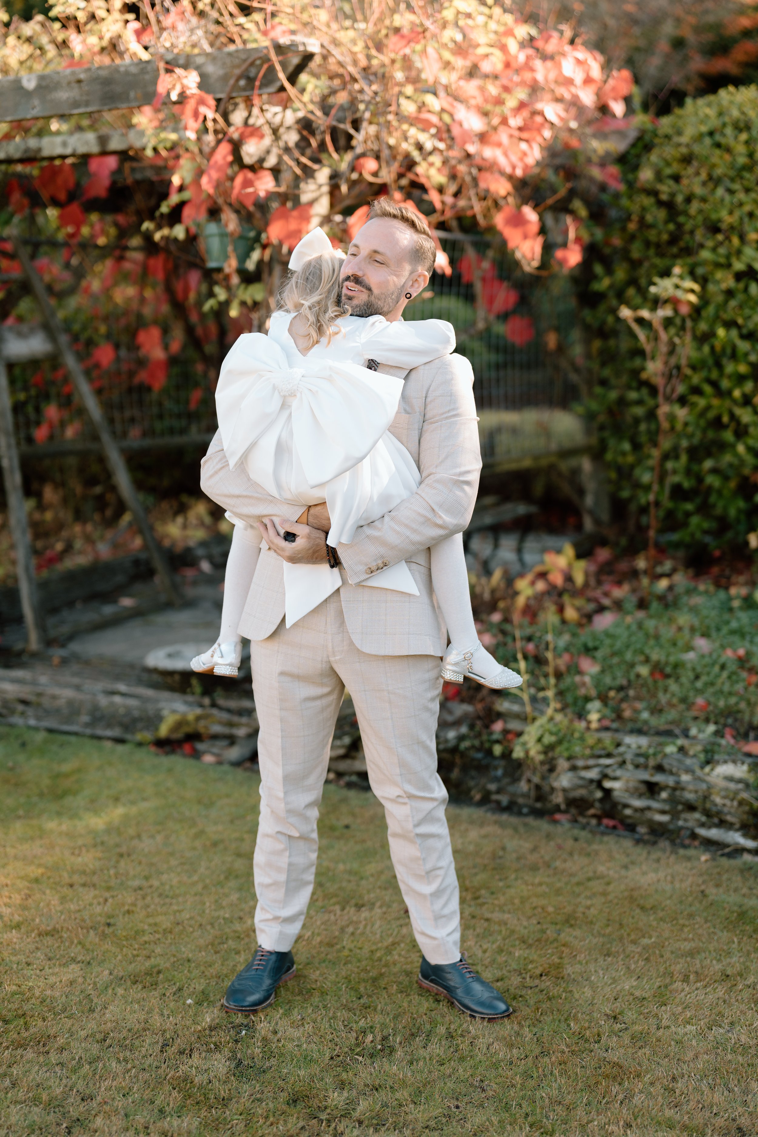 Helena+Gavin-Stoneridge-Estate-Queenstown-Wedding-Photographer19.jpg