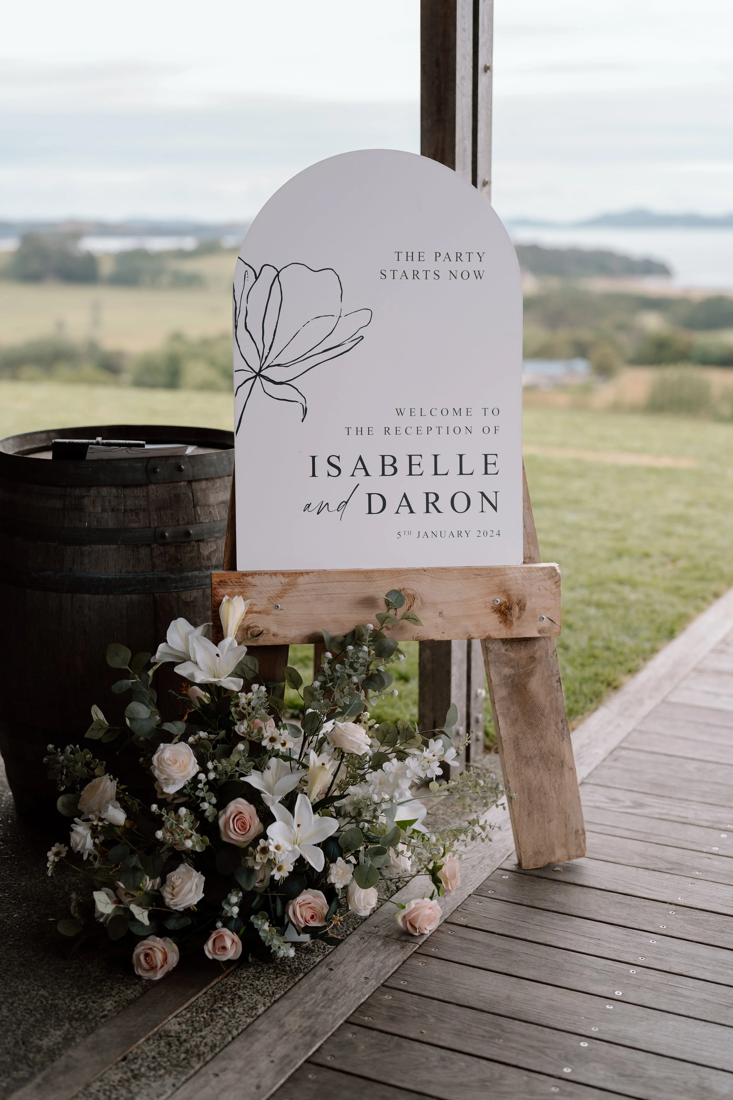 Daron&Isabelle_Kauri-Bay-Auckland-Wedding-Photographer95.jpg