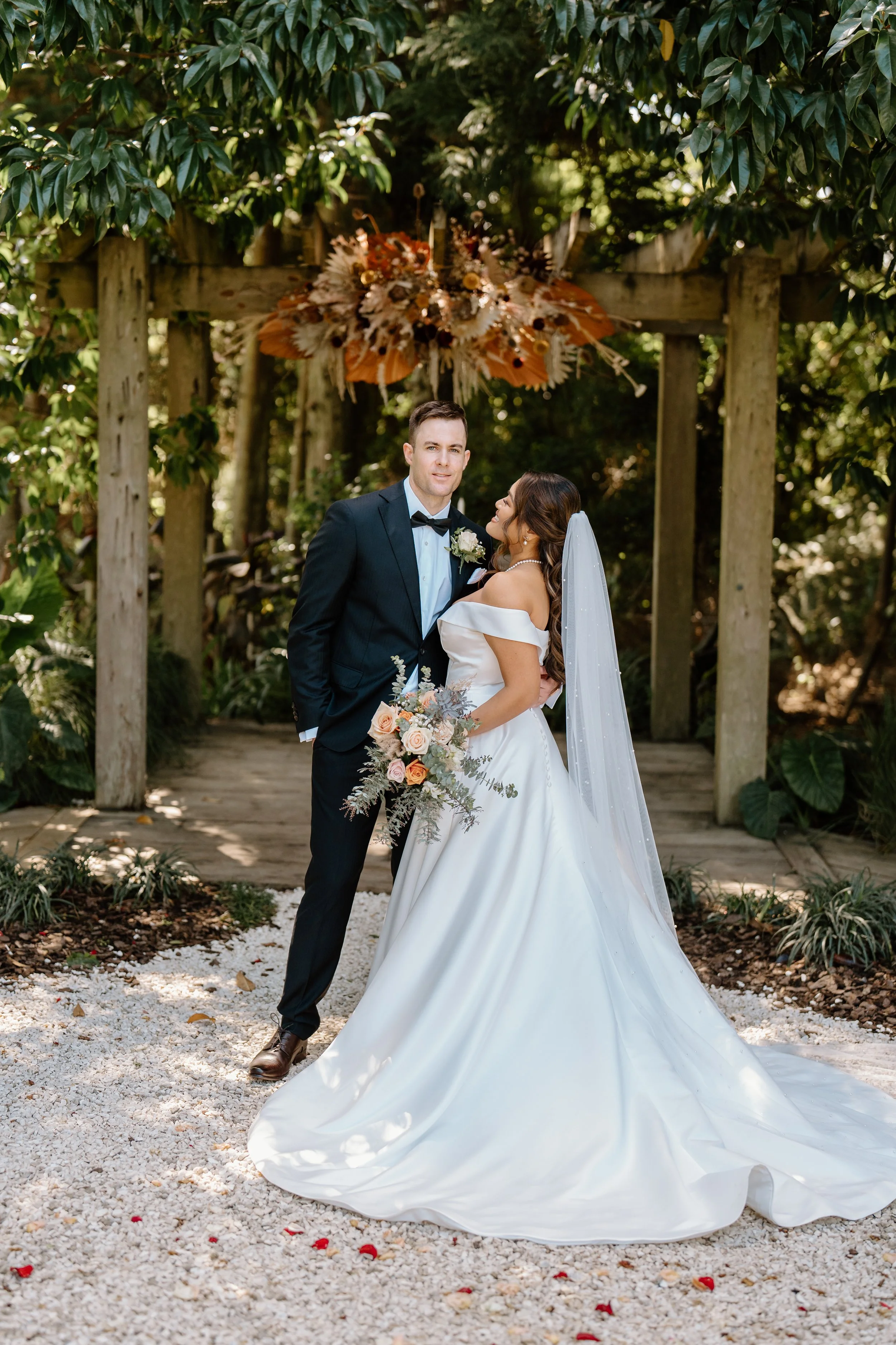 Kumeu-Valley-Estate-Auckland-Wedding-Venue-Luke-and-Sophia1.jpg