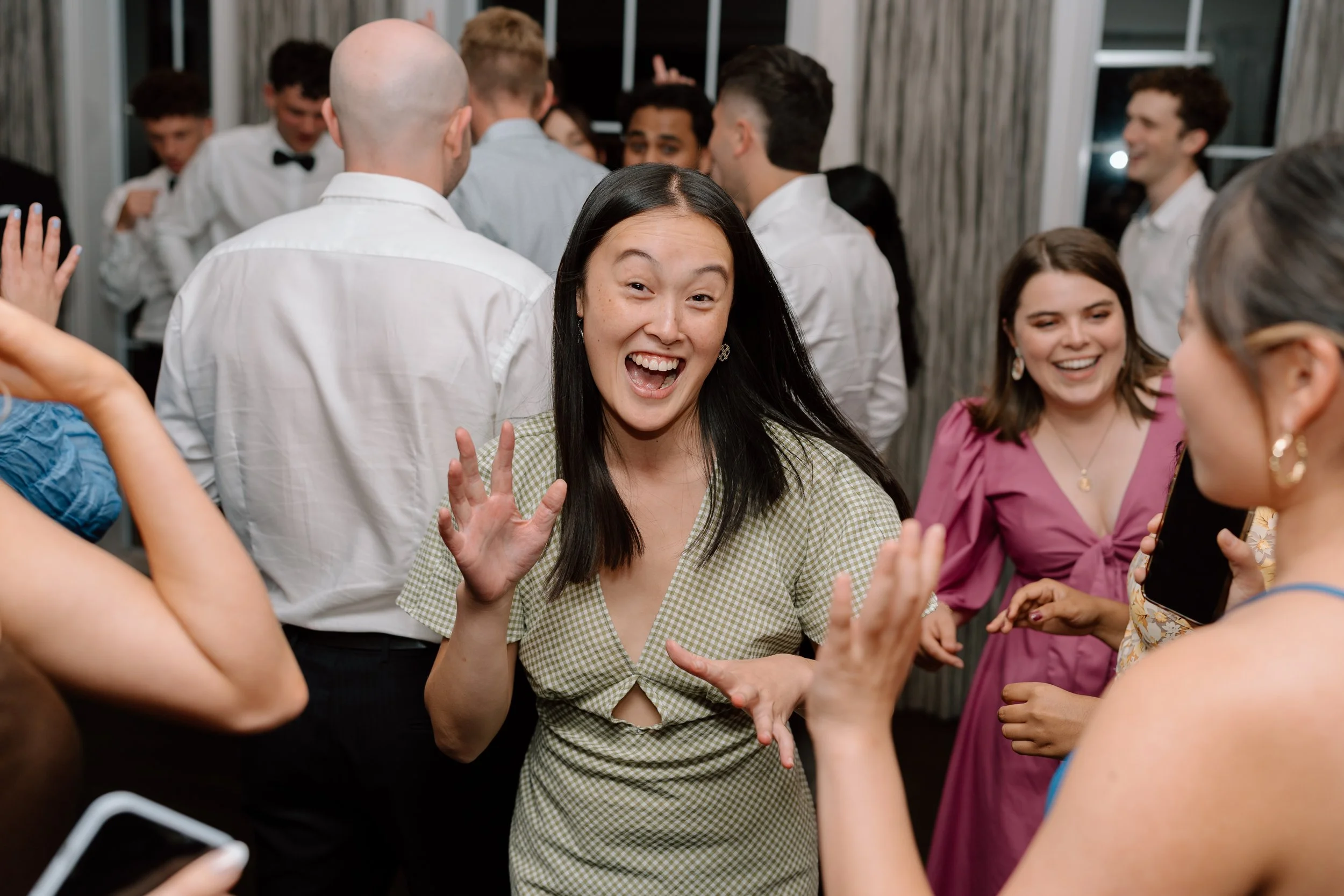 Virginia&Sam-Bracu-Estate-Auckland-Wedding-Photographer5.jpg