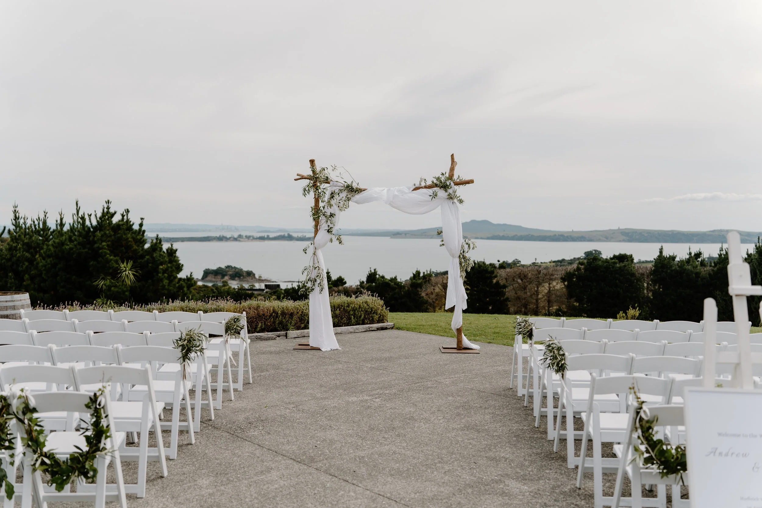 Olivia+Andrew_Mudbrick-Vineyard-Wedding-Waiheke-Photographer39.jpg