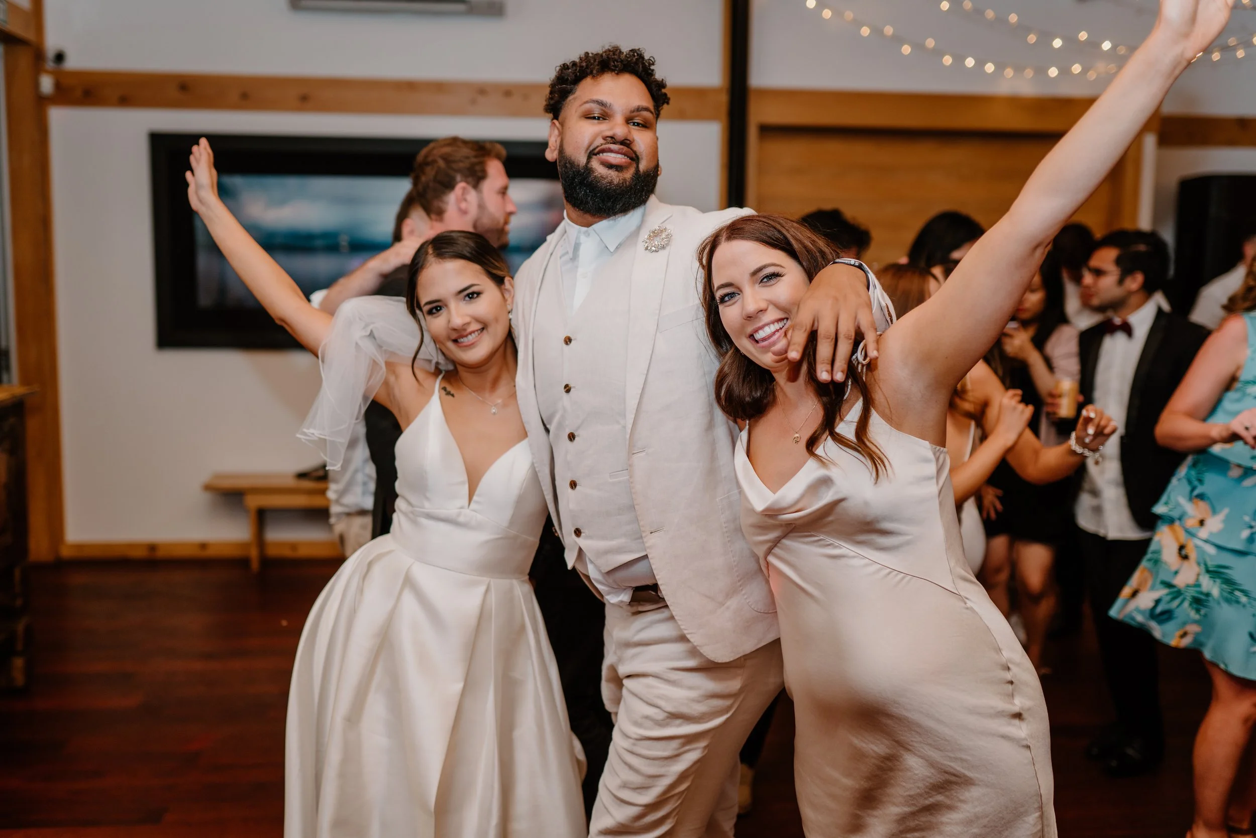 Rishi+Sarah_Kauri-Bay-Wedding-Photographer94.jpg