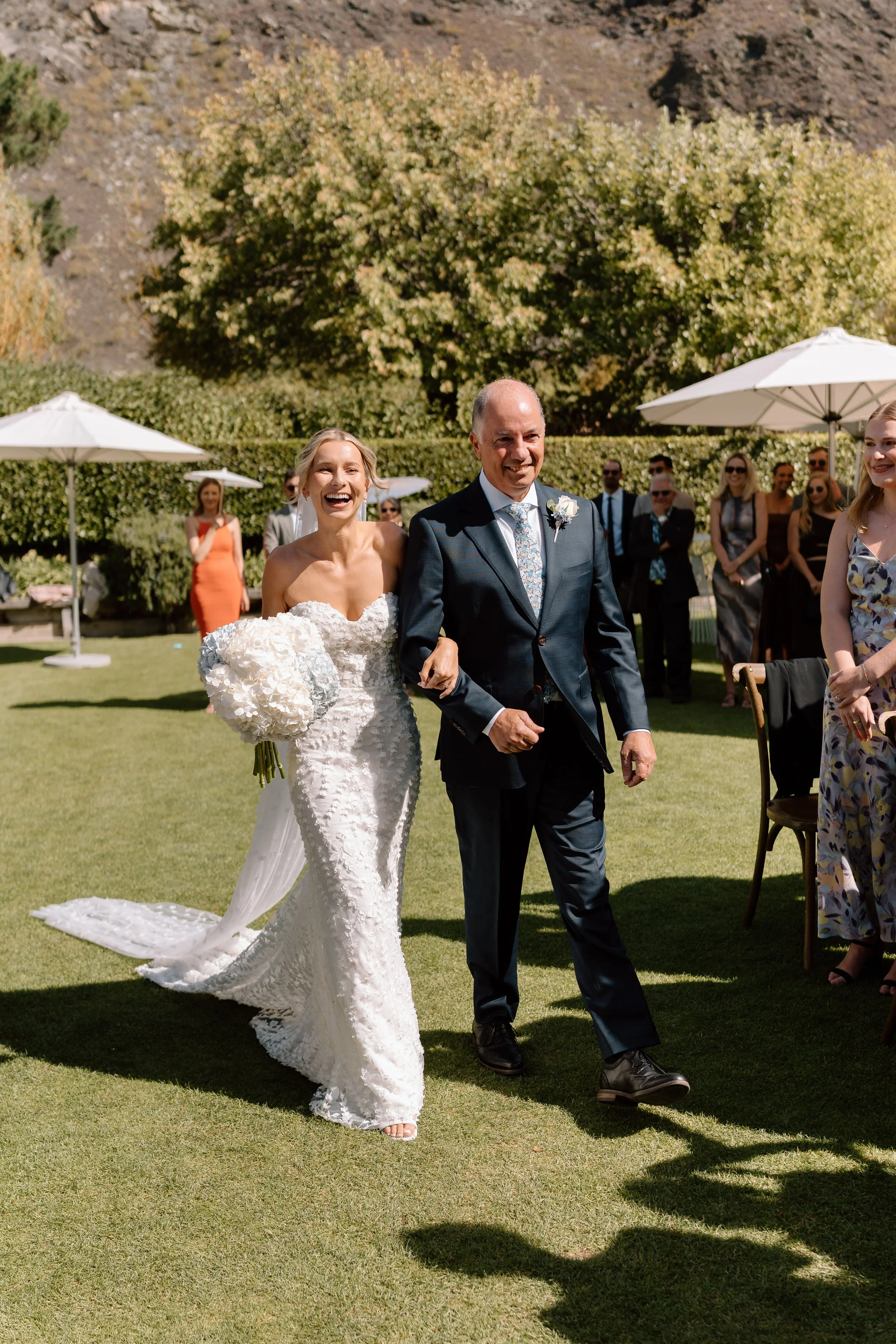 Olivia+Jackson_The-Winehouse-Queenstown-Wedding-Photographer51.jpg