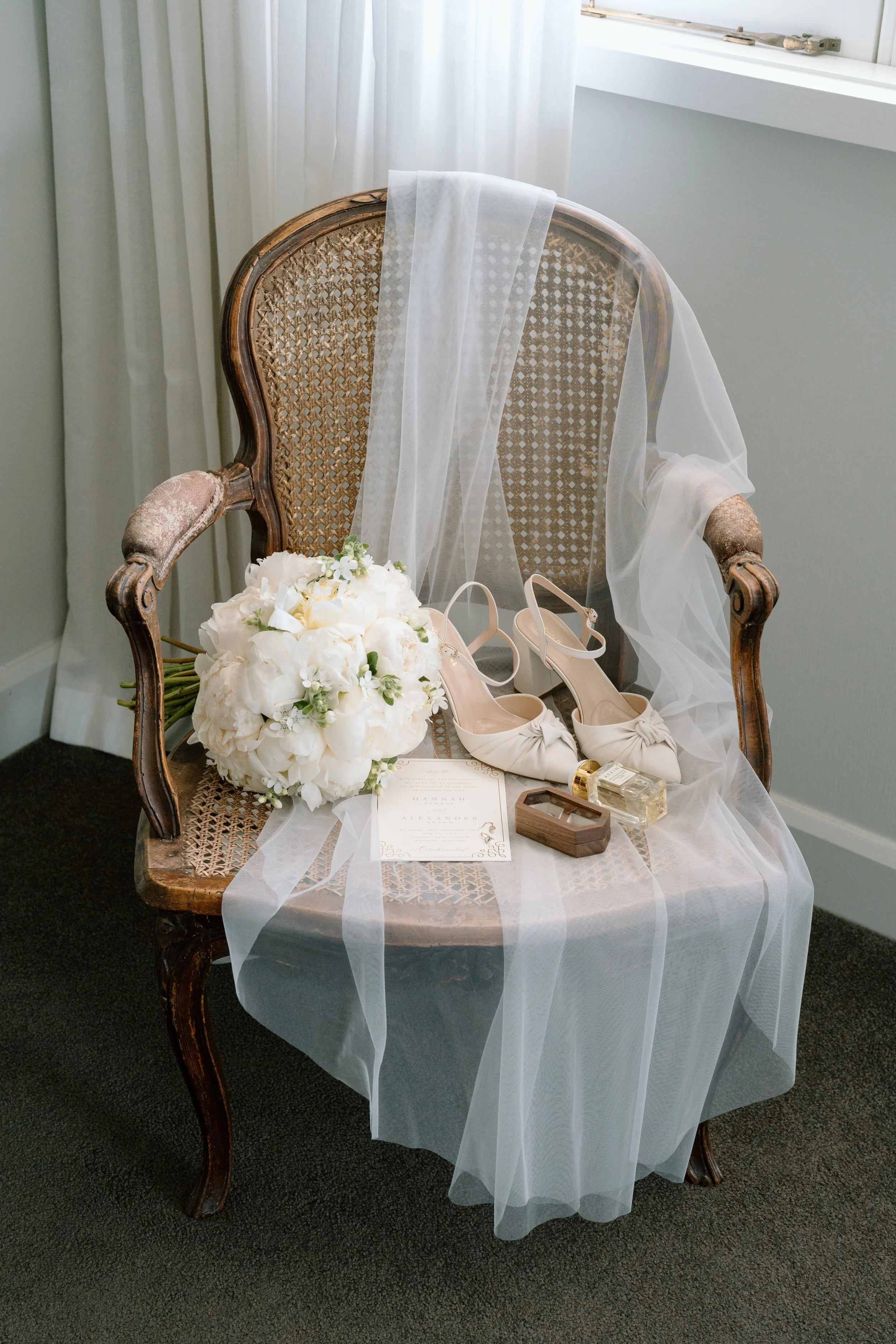 Hannah+Alex_Previews-3.jpg