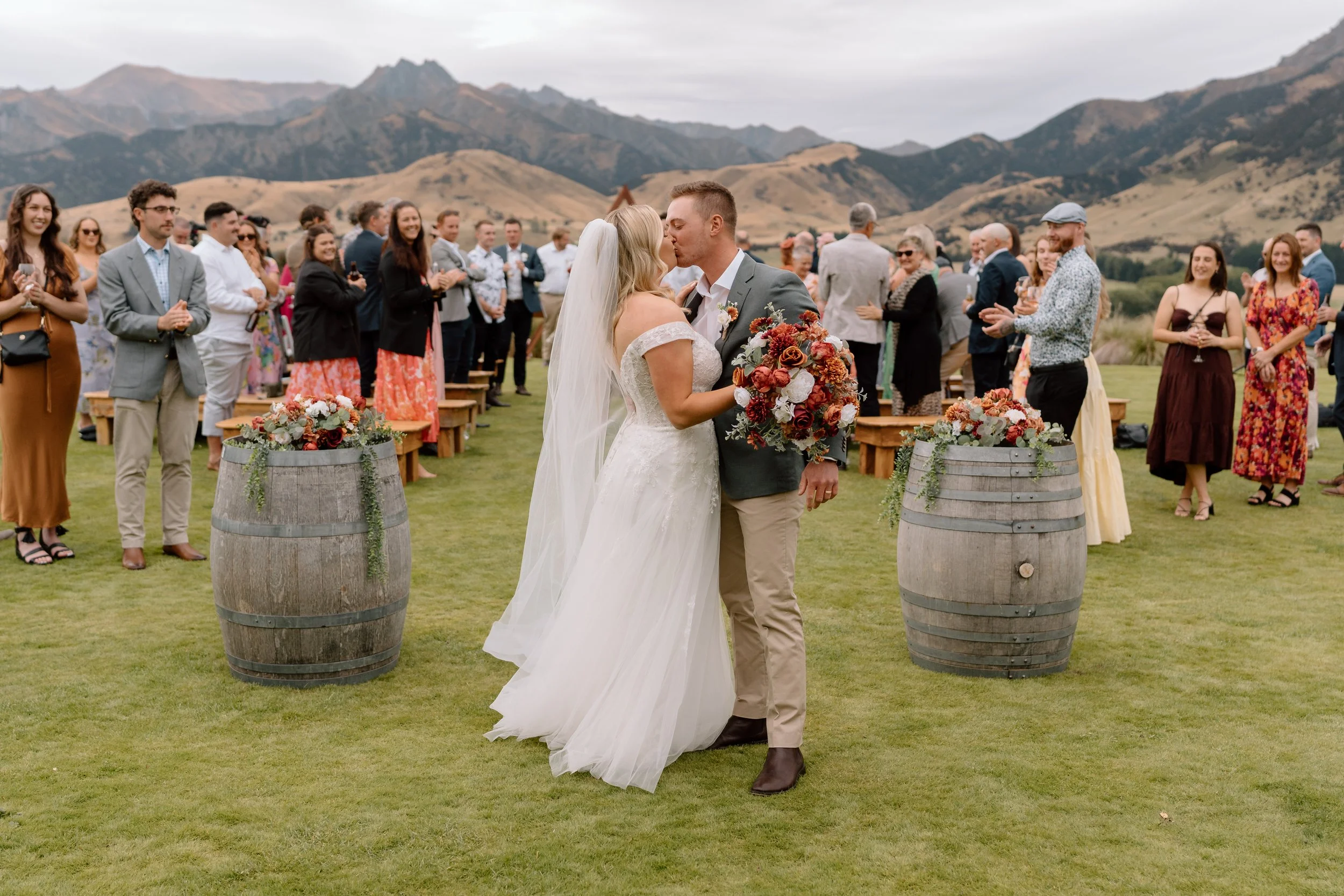 Mikayla+Dan_The-Lookout-Lodge-Wanaka-Wedding-Photography36.jpg