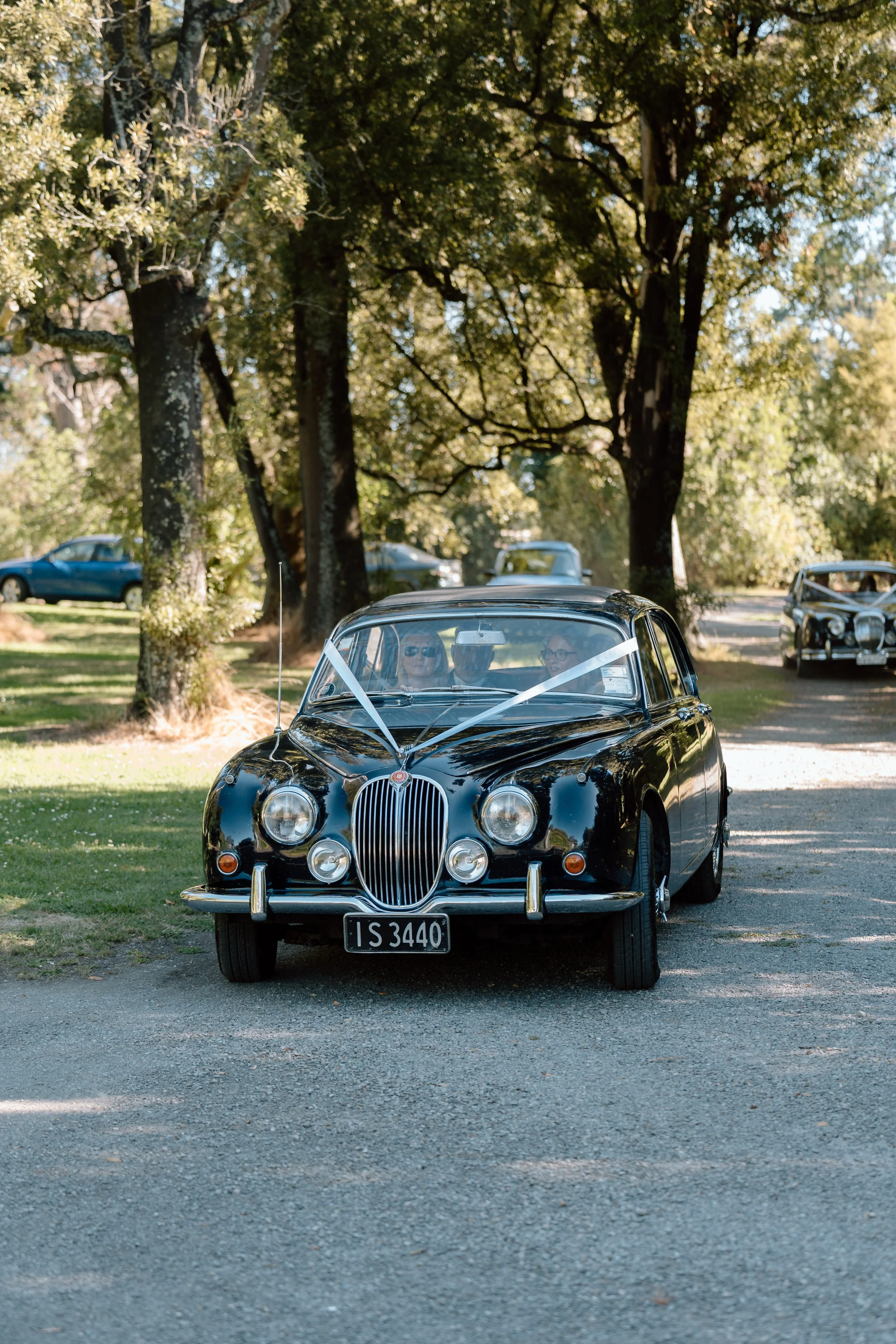 JJ+Jasmine-Wellington-Wedding-Photographer-Rose-&-Smith-Tauherenikau-Racecourse47.jpg