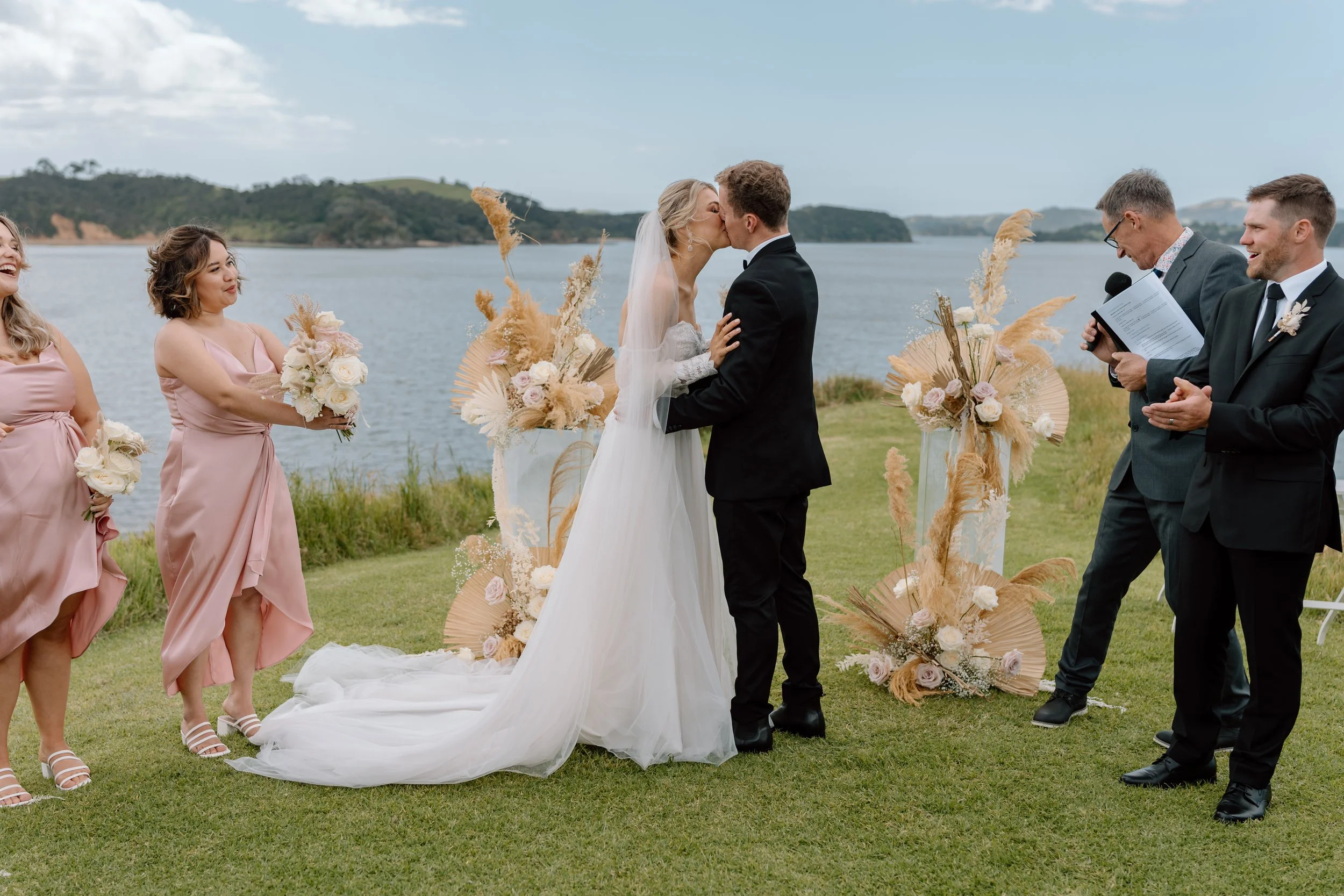 Angela+Daniel_Baylys-Farm-Wedding-Photographer22.jpg