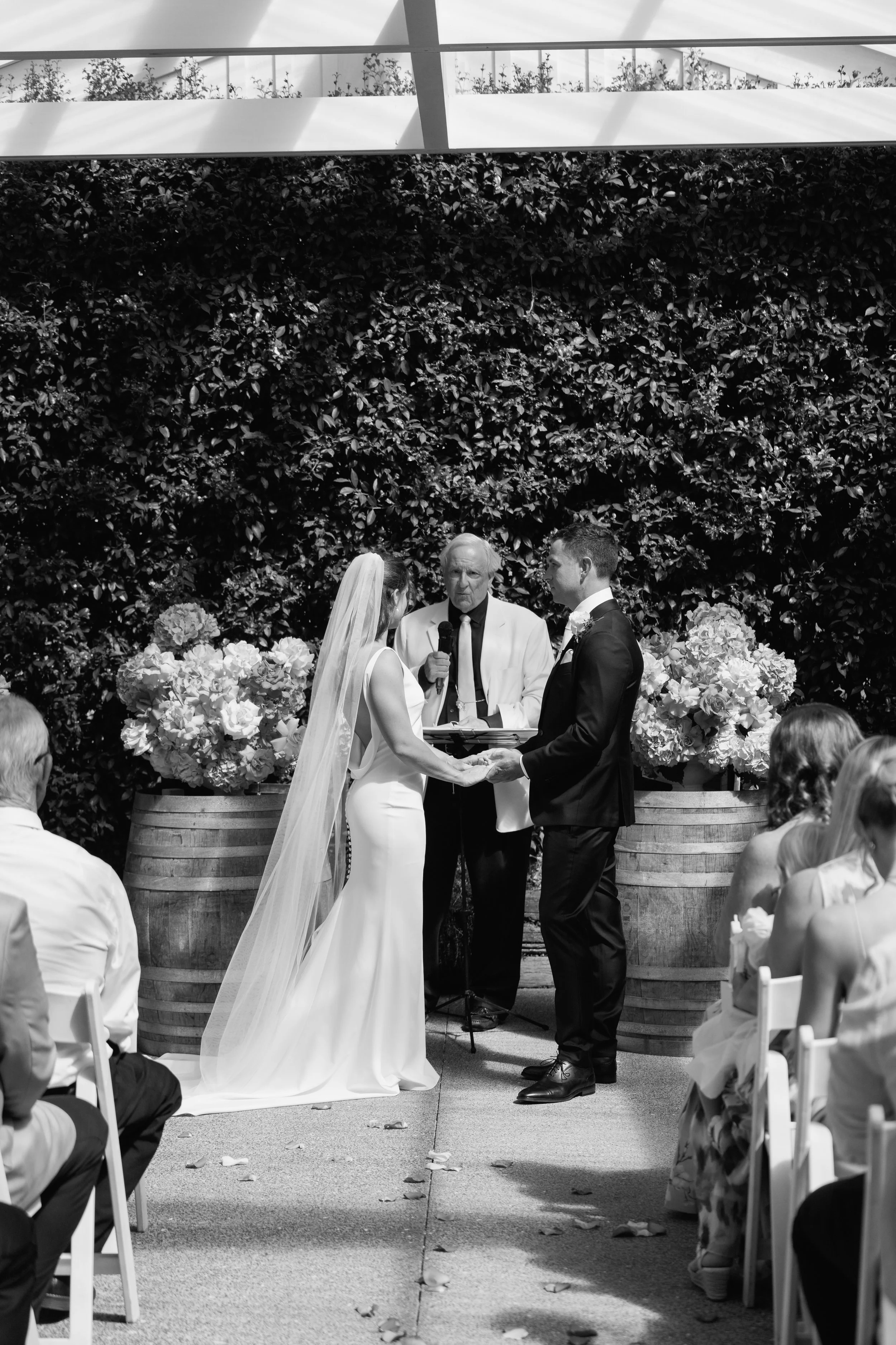 Mudbrick-Vineyard-Waiheke-Wedding-Auckland-Kahn-and-Allie27.jpg