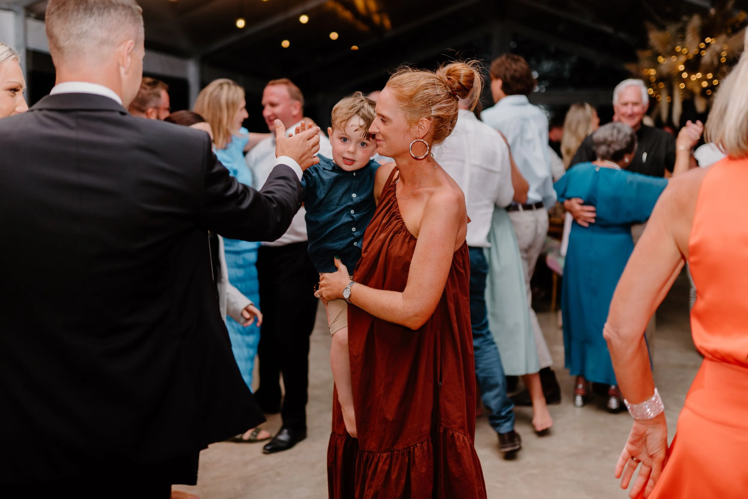 Erin+nick_Baylys-Farm-Wedding-Venue6.jpg