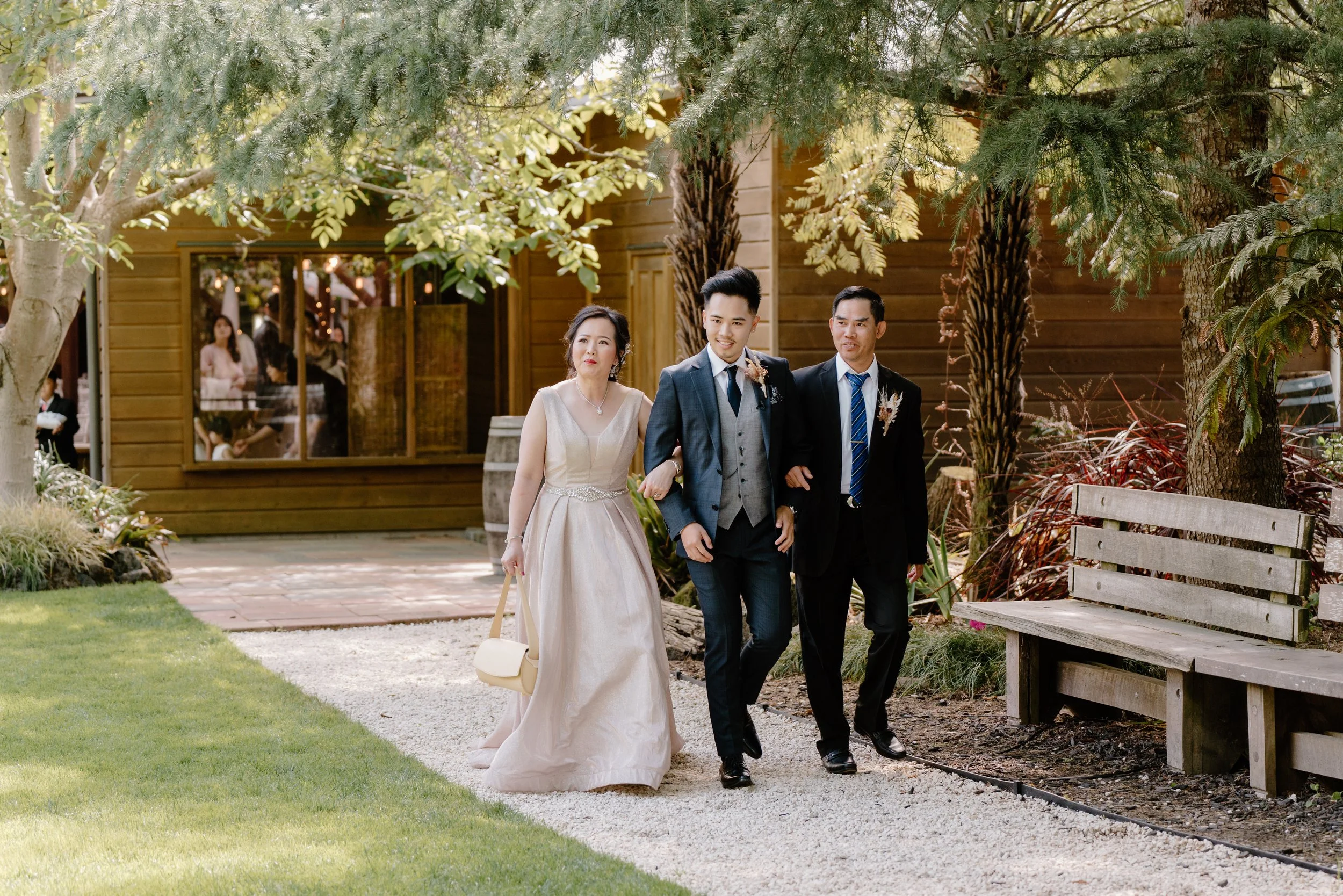 Markovina-Vineyard-Estate-Wedding-Auckland-Jess-Harri29.jpg
