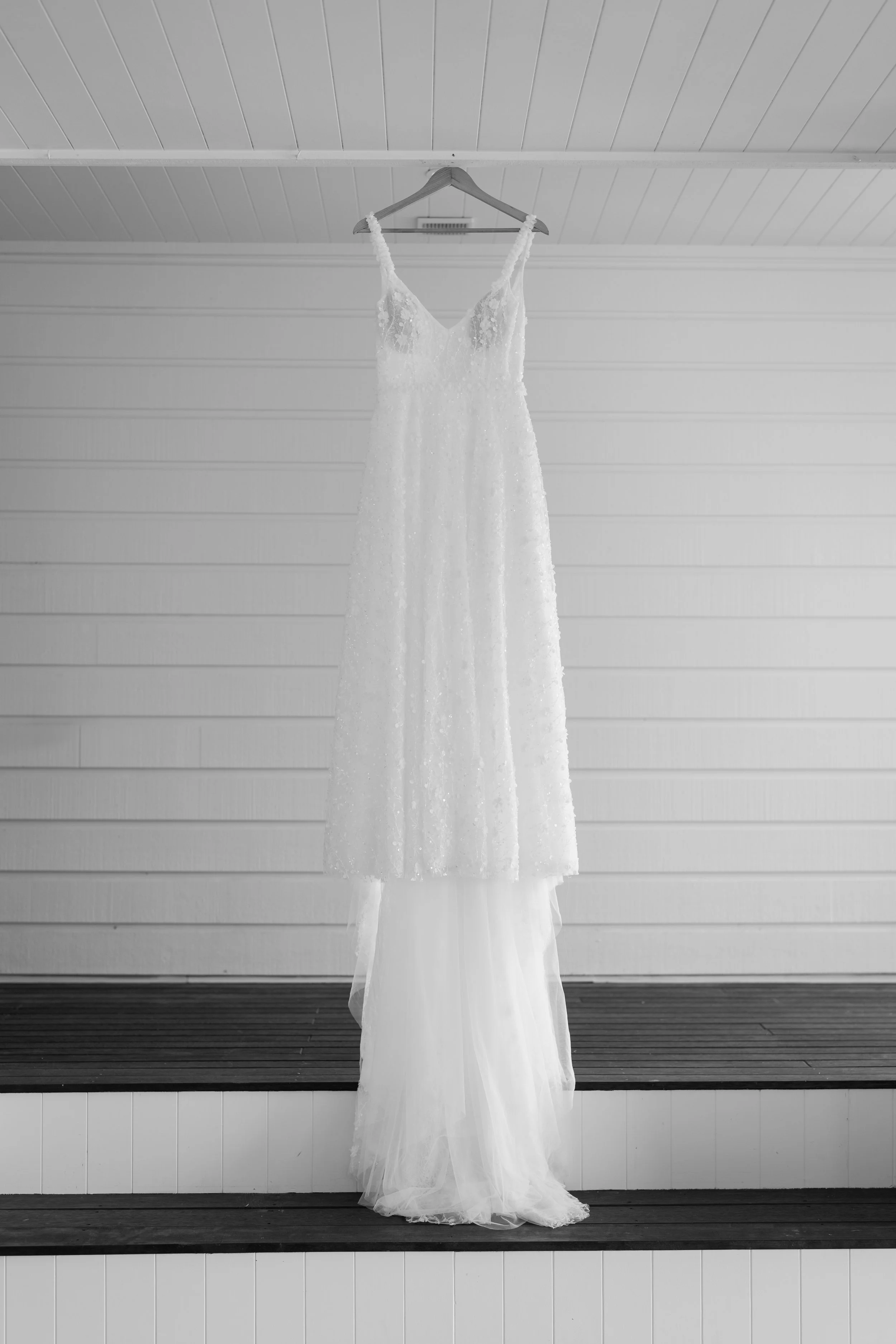 Dane+Anna-Orua-Beach-House-Wedding-Photographer43.jpg
