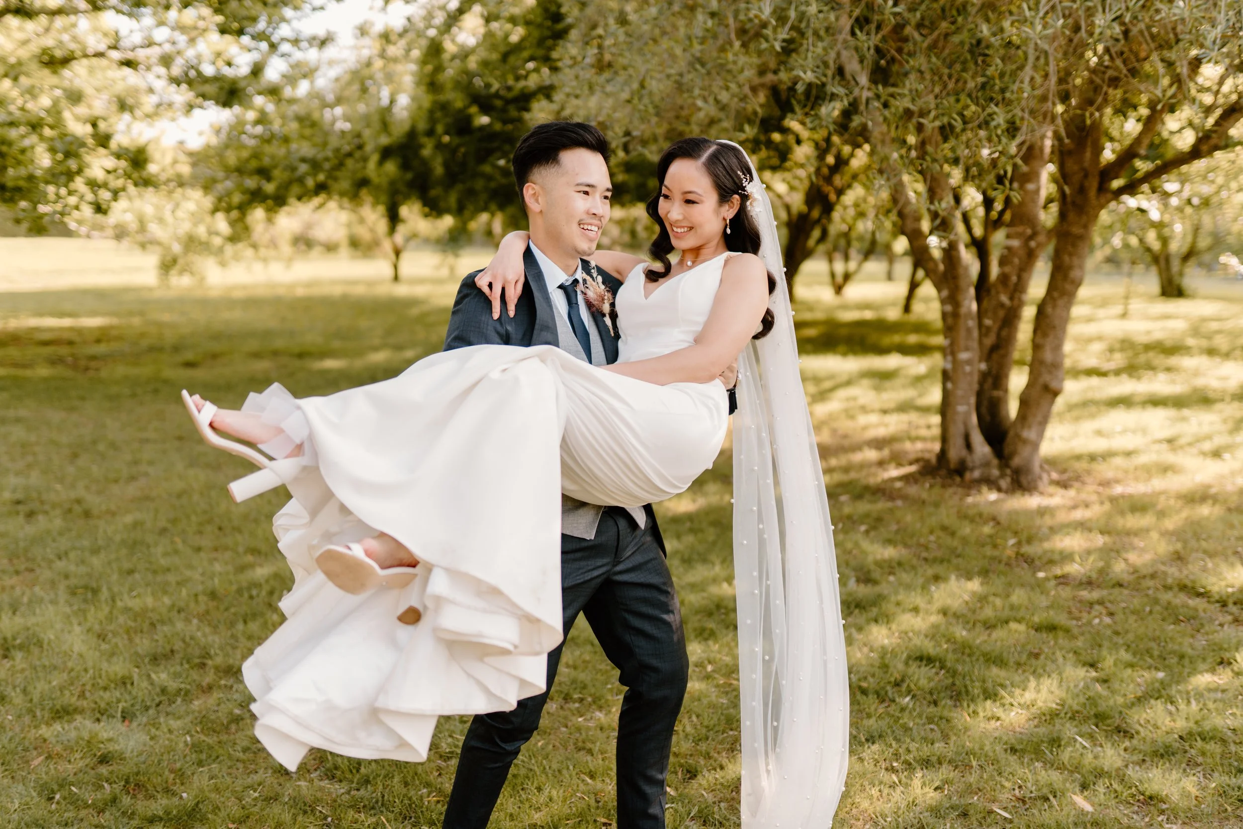 Markovina-Vineyard-Estate-Wedding-Auckland-Jess-Harri47.jpg
