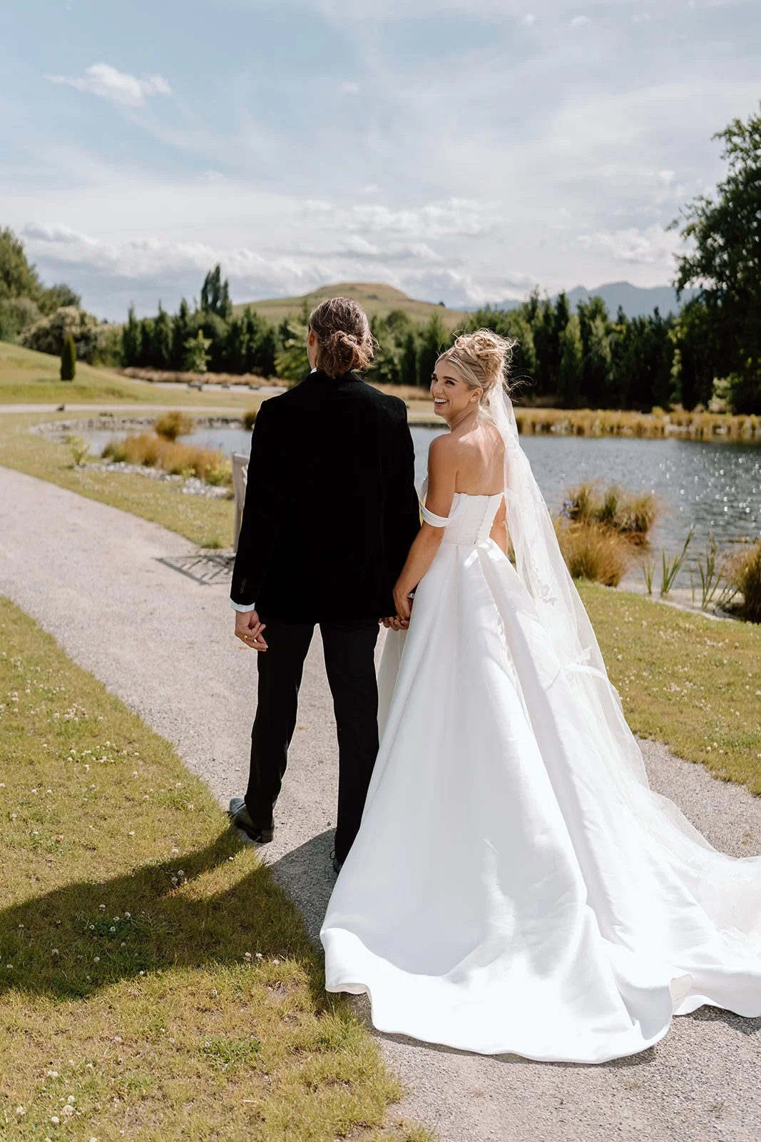 Ayrburn-Queenstown-Wedding-Venue-Mimi-and-Luke55.jpg