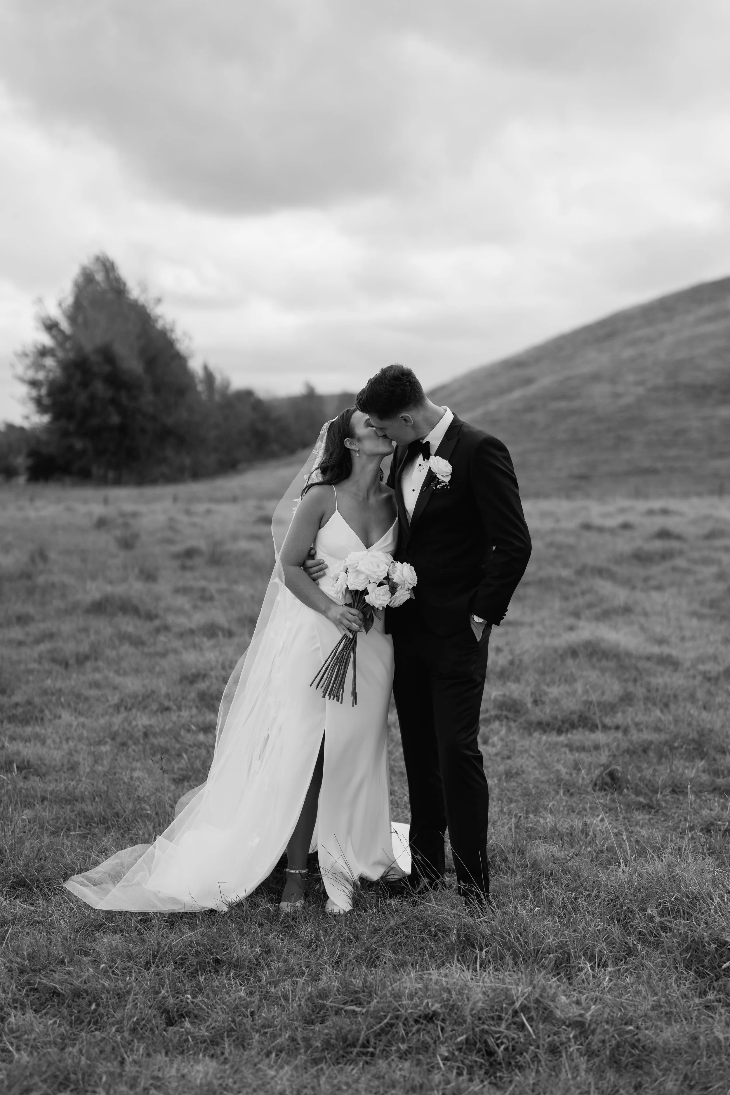 Georgia+Brodie_Baylys-Farm-Wedding-Photographer35.jpg