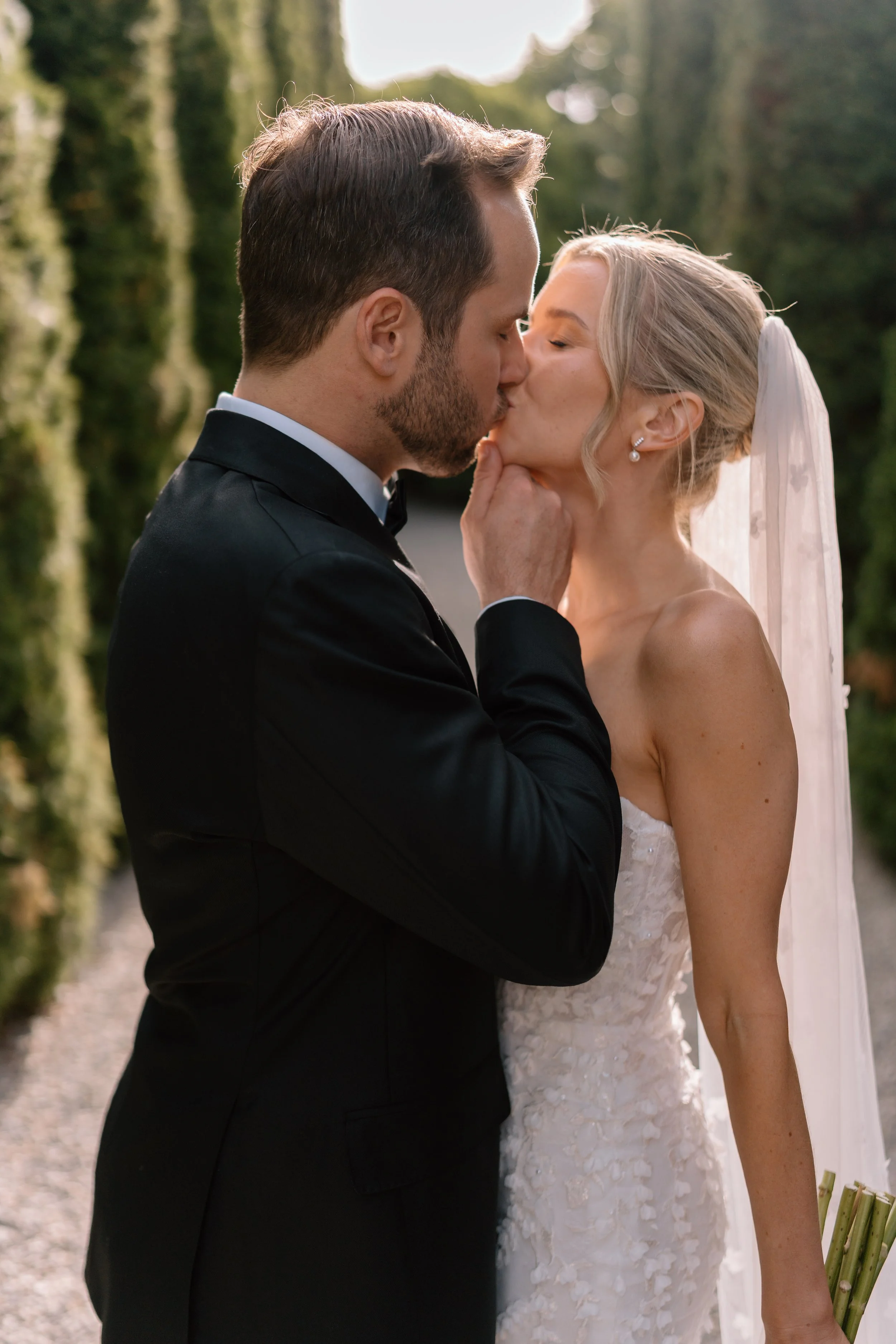 Olivia+Jackson_The-Winehouse-Queenstown-Wedding-Photographer68.jpg
