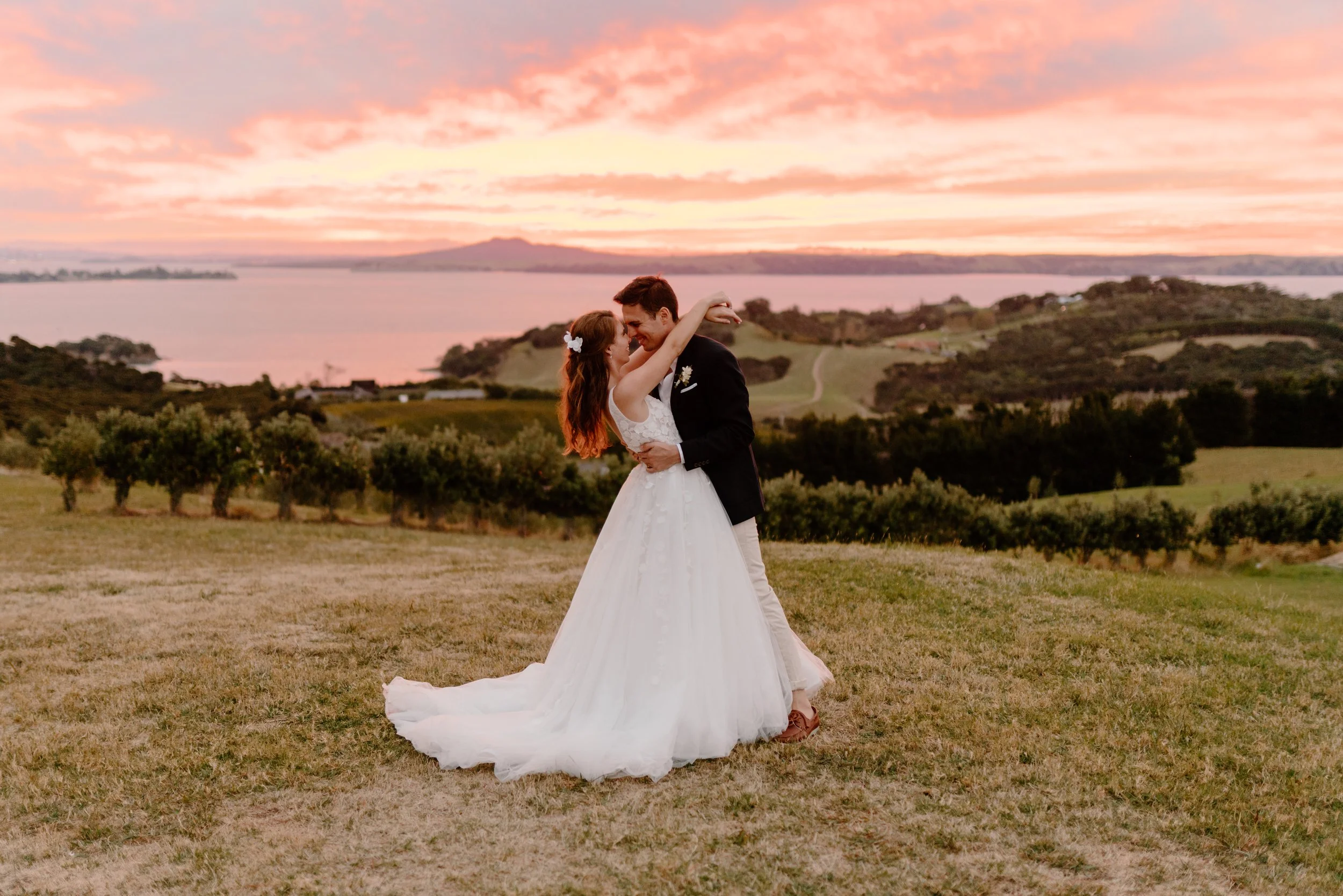Olivia+Andrew_Mudbrick-Vineyard-Wedding-Waiheke-Photographer77.jpg