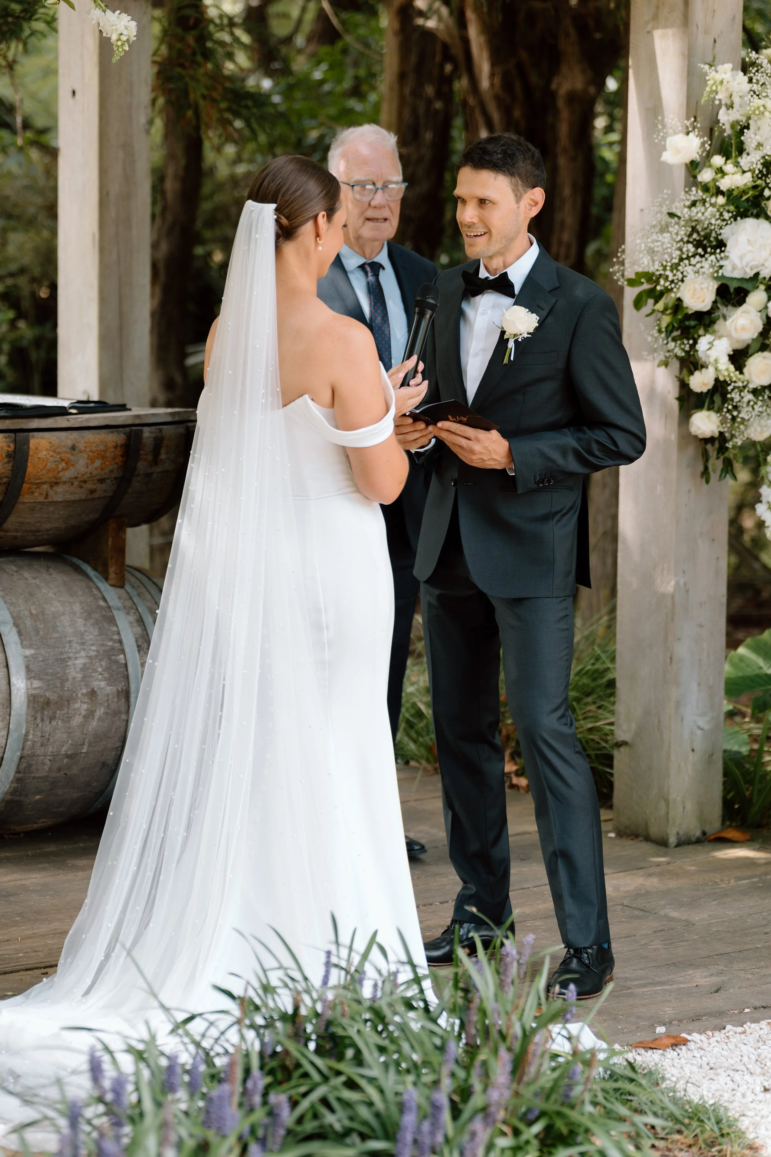 Kate&David_Kumeu-Valley-Estate-Auckland-Wedding-Photography37.jpg