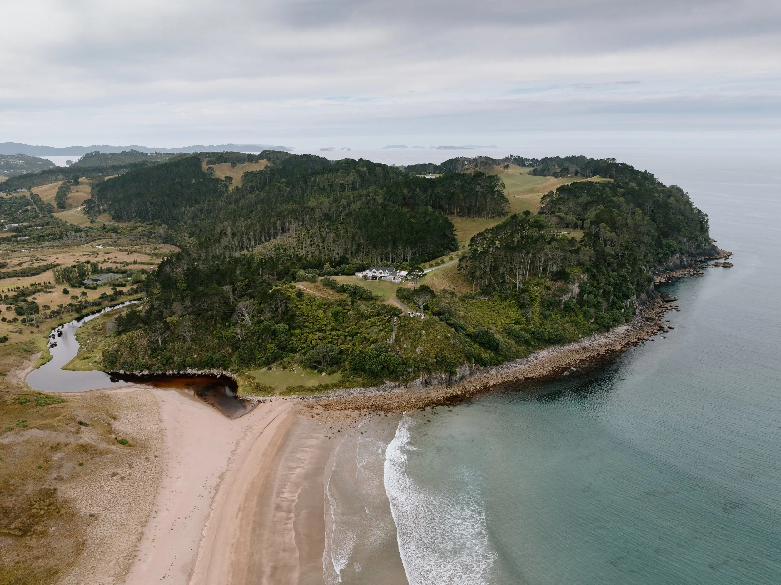 Dane+Anna-Orua-Beach-House-Wedding-Photographer110.jpg