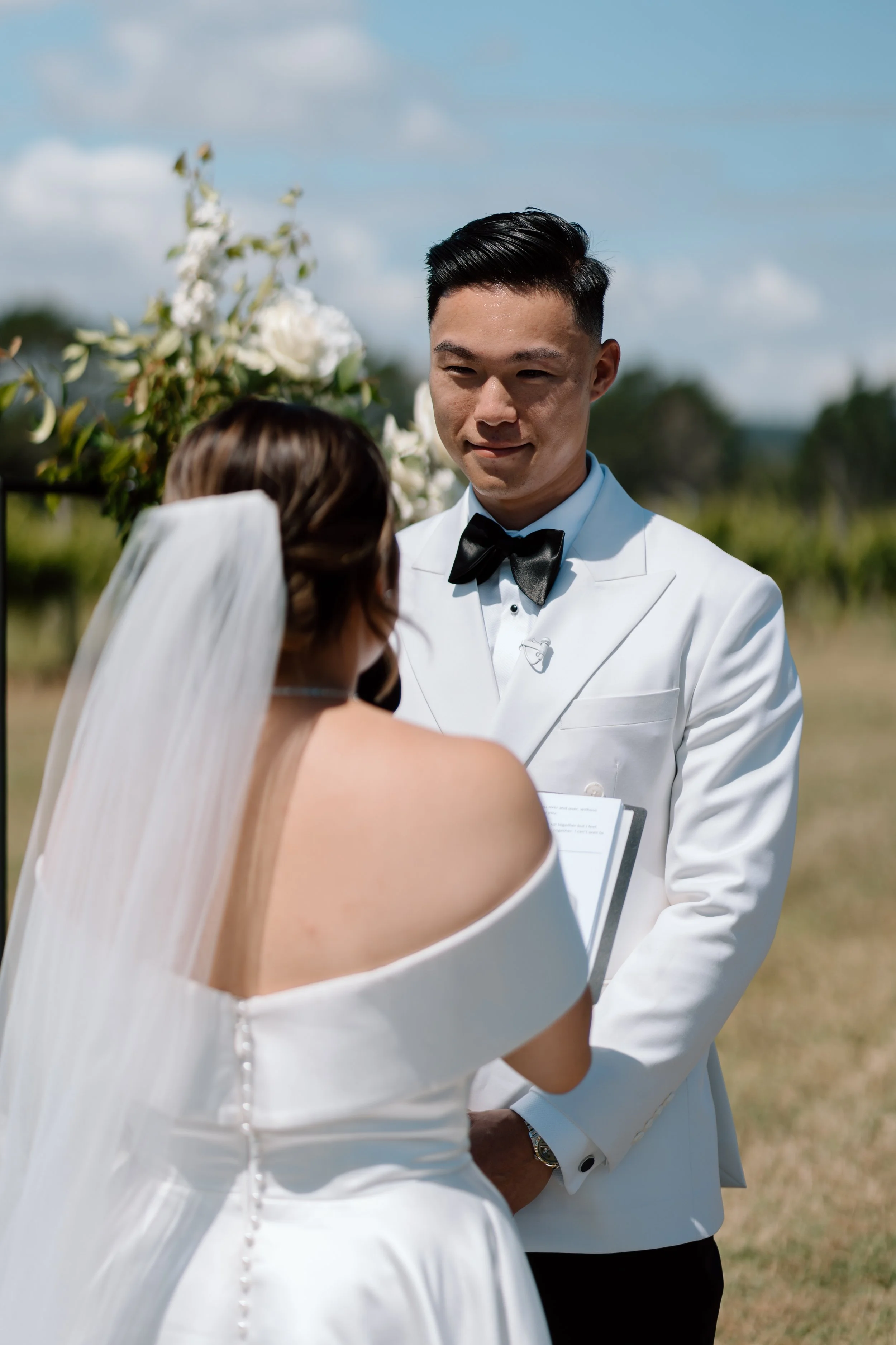 Mikki+Emily_Hunting-Lodge-Auckland-Wedding-Photographer76.jpg