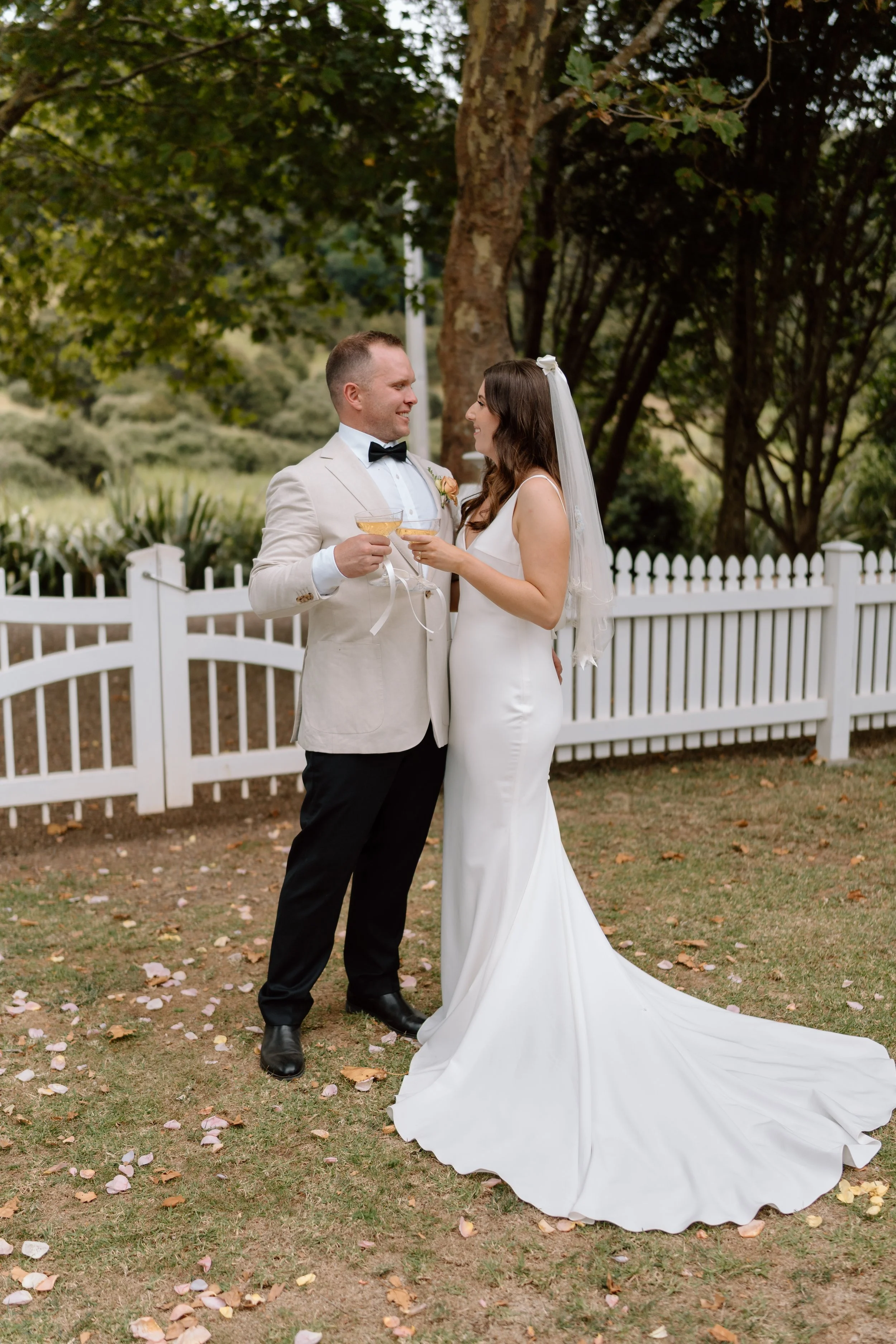 Chantelle+Jackson_Man-O'-War-Waiheke-Wedding-Photographer27.jpg